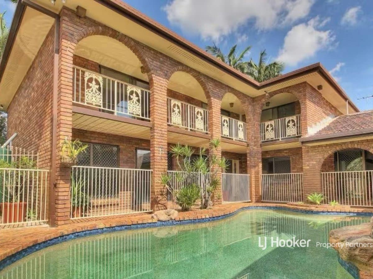 72 Davrod Street, Robertson - Image 1