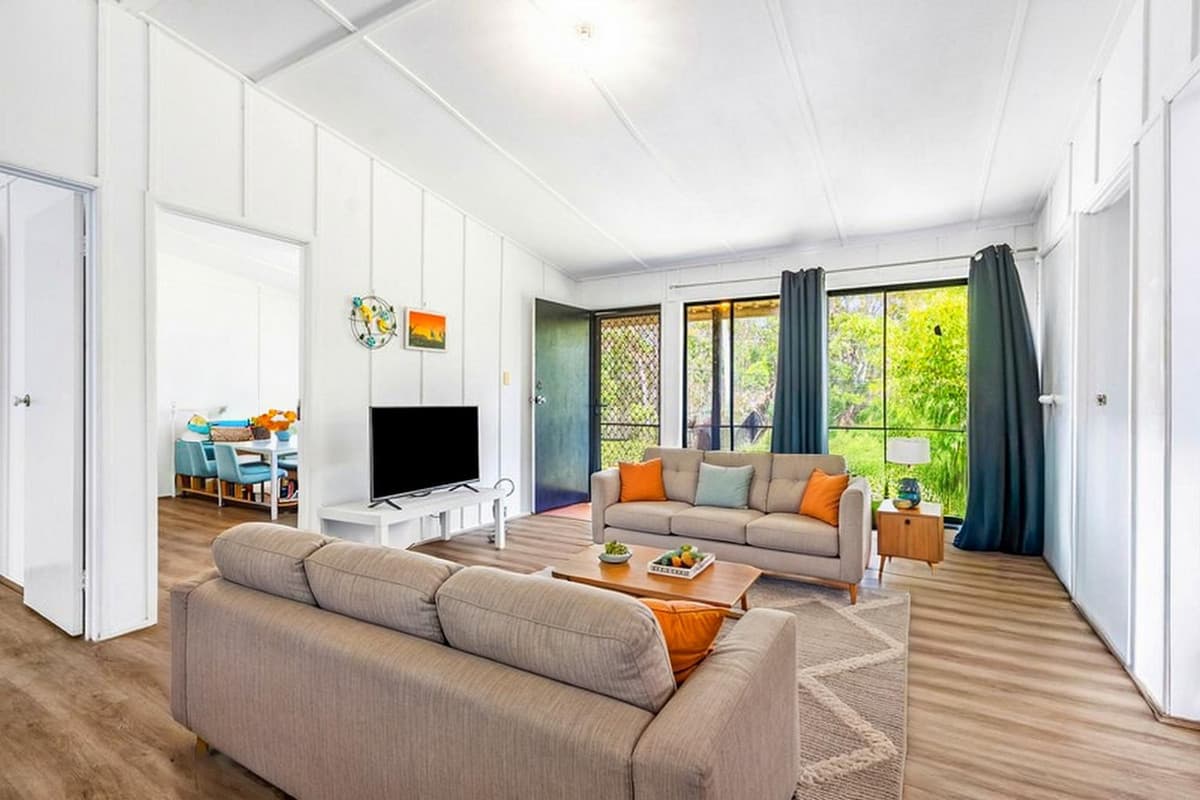 16 Amber Avenue, Russell Island — photo 1 of 5