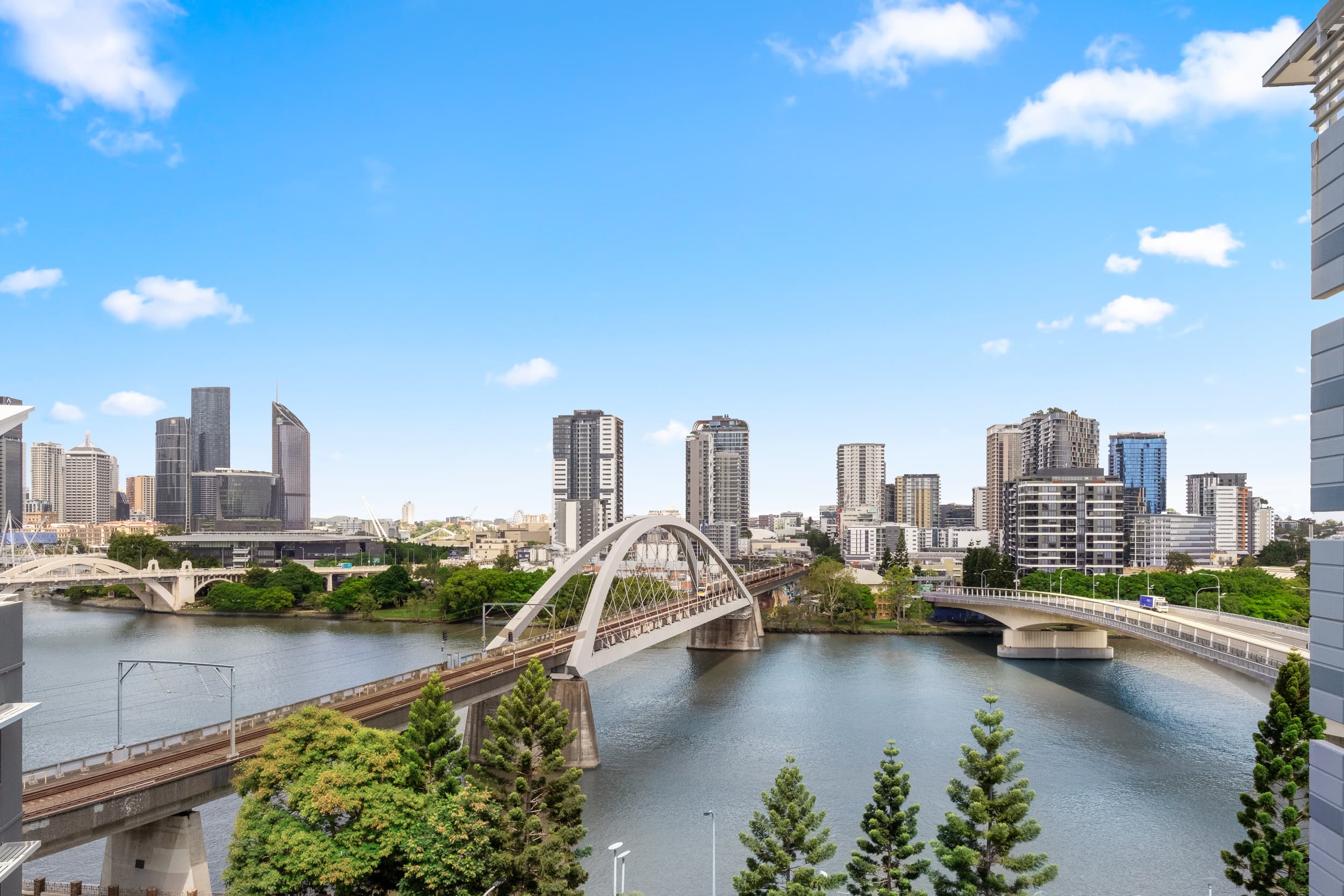 2805/92 Quay Street, Brisbane City, Brisbane City — photo 1 of 5