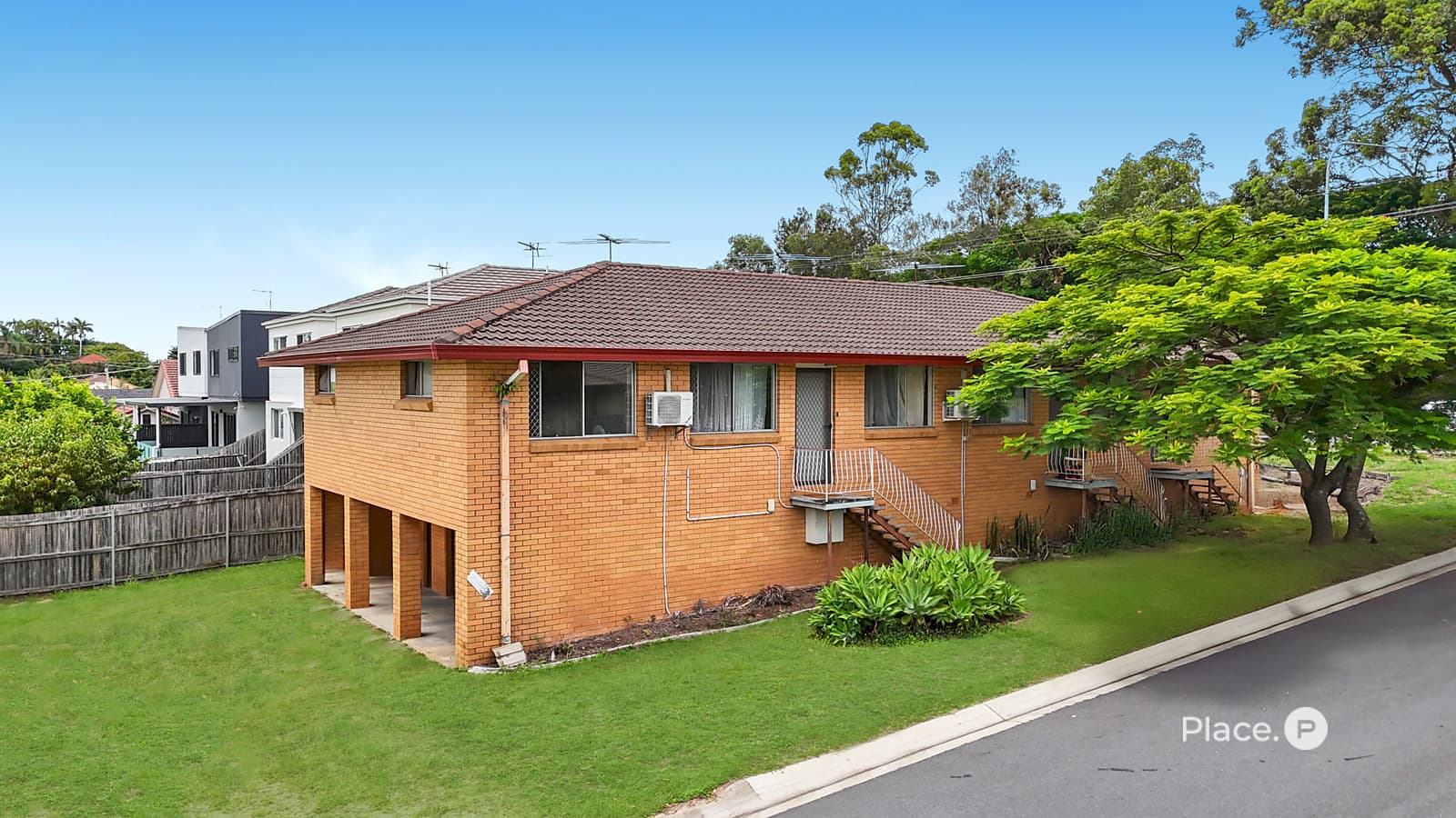 219 Turton Street, Sunnybank — photo 1 of 5