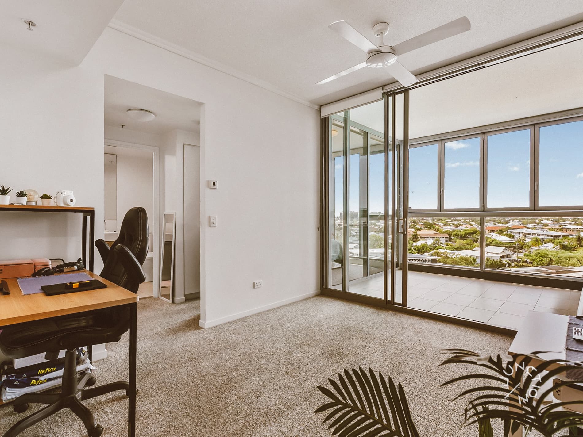 30804/2 Harbour Road, Hamilton - Image 1
