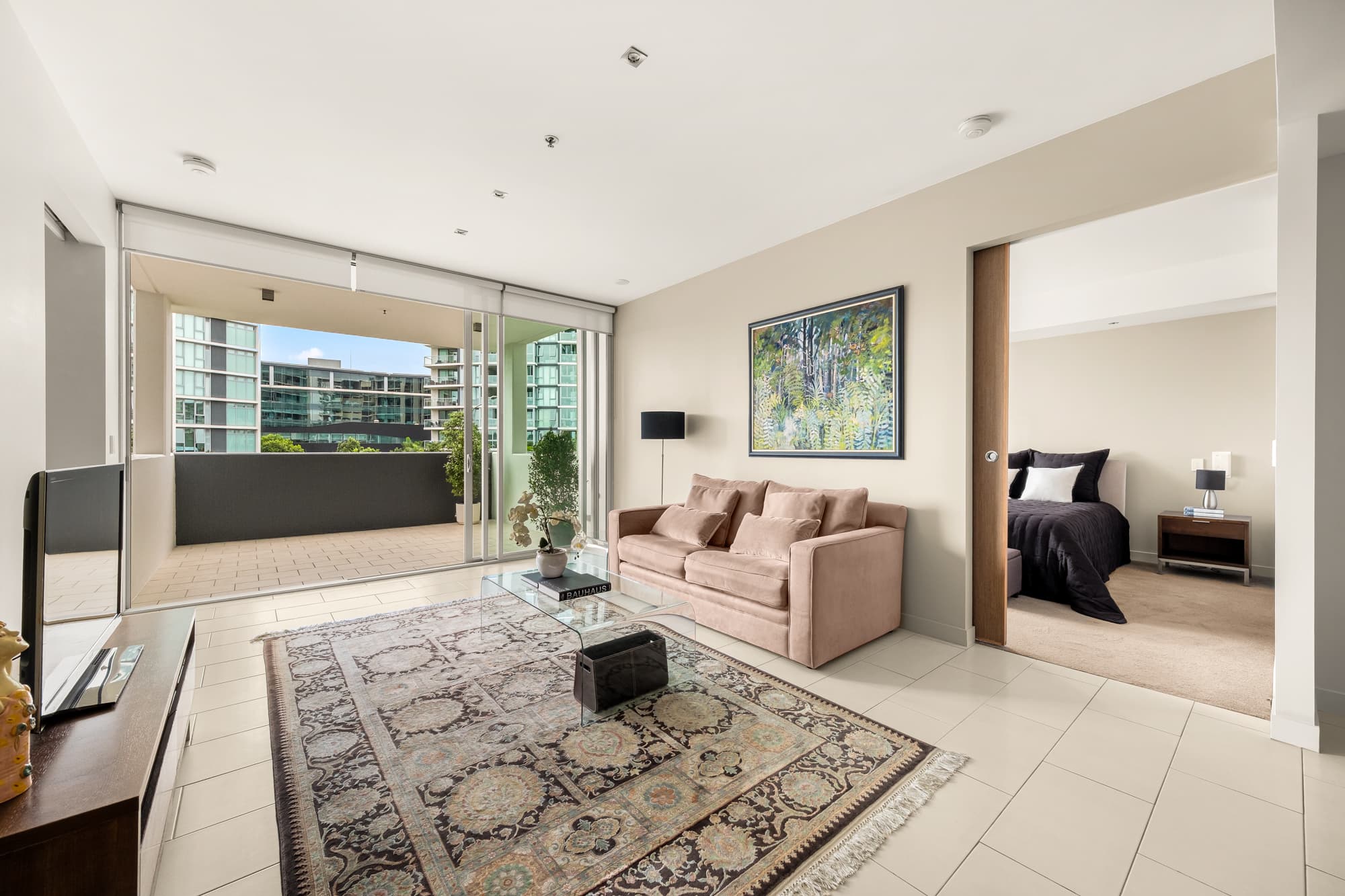 107/37 Harbour Road, Hamilton, Hamilton — photo 1 of 5