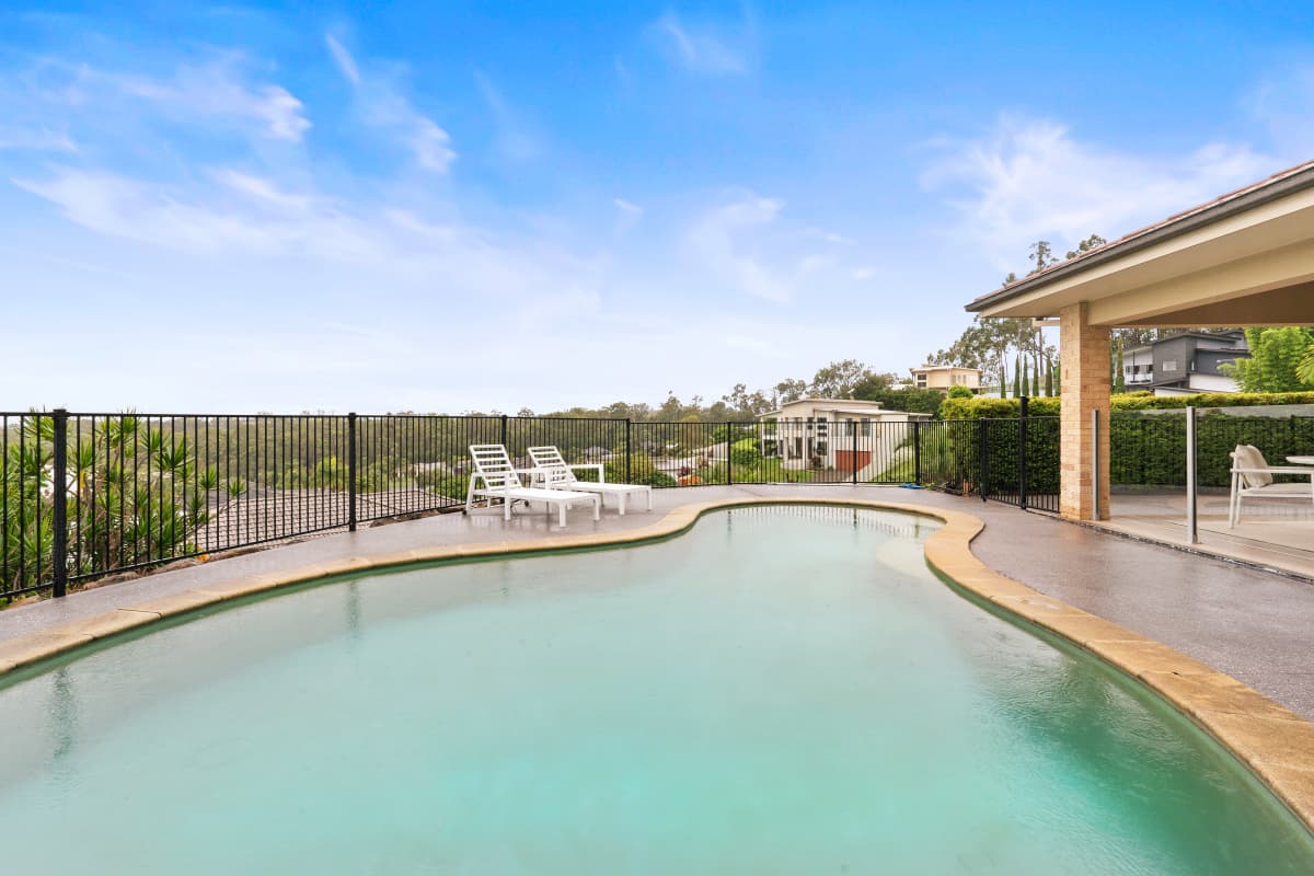 19 Laceflower Court, Reedy Creek - Image 1