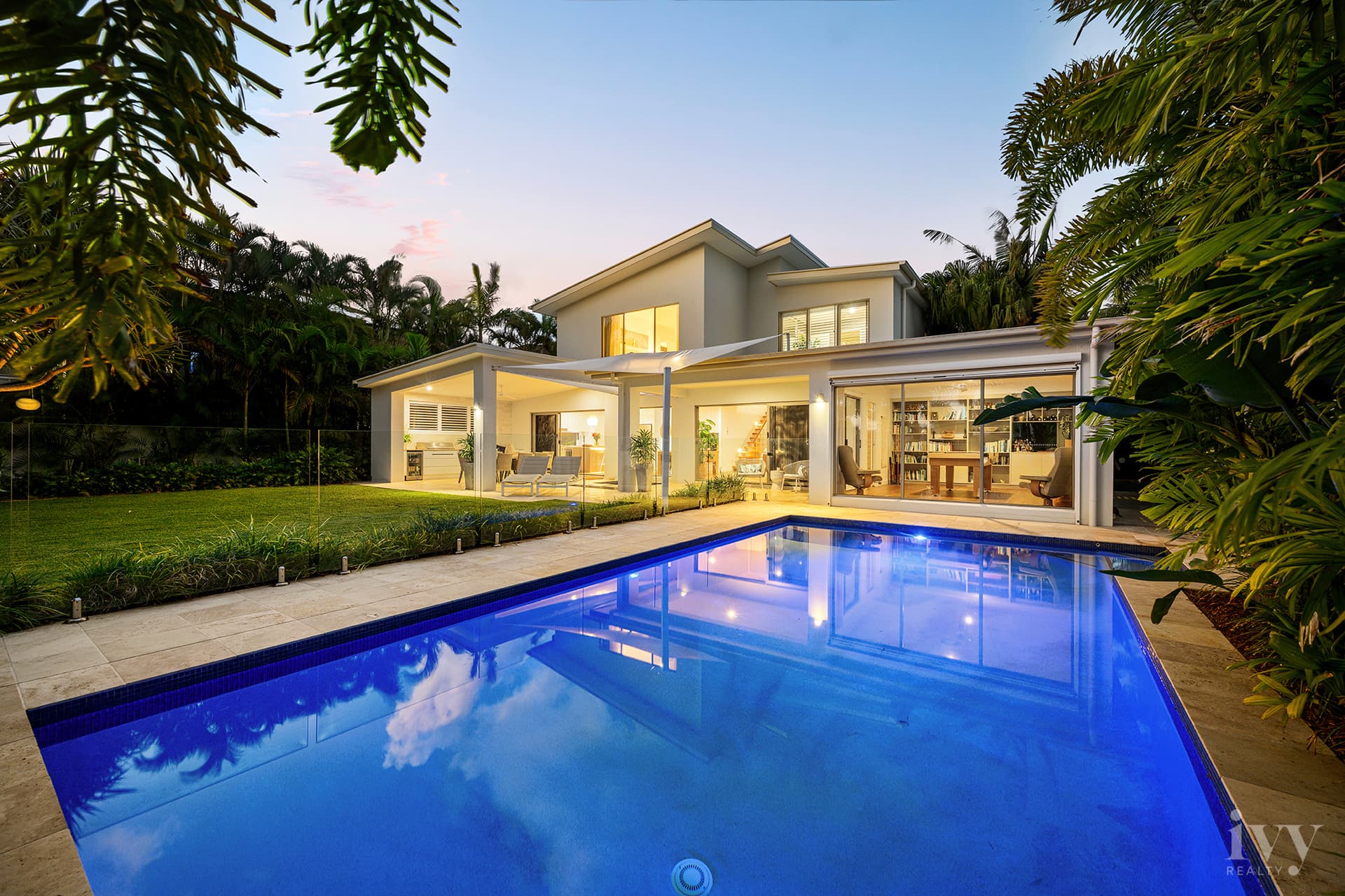 51 Serenity Boulevard, Helensvale — photo 1 of 5