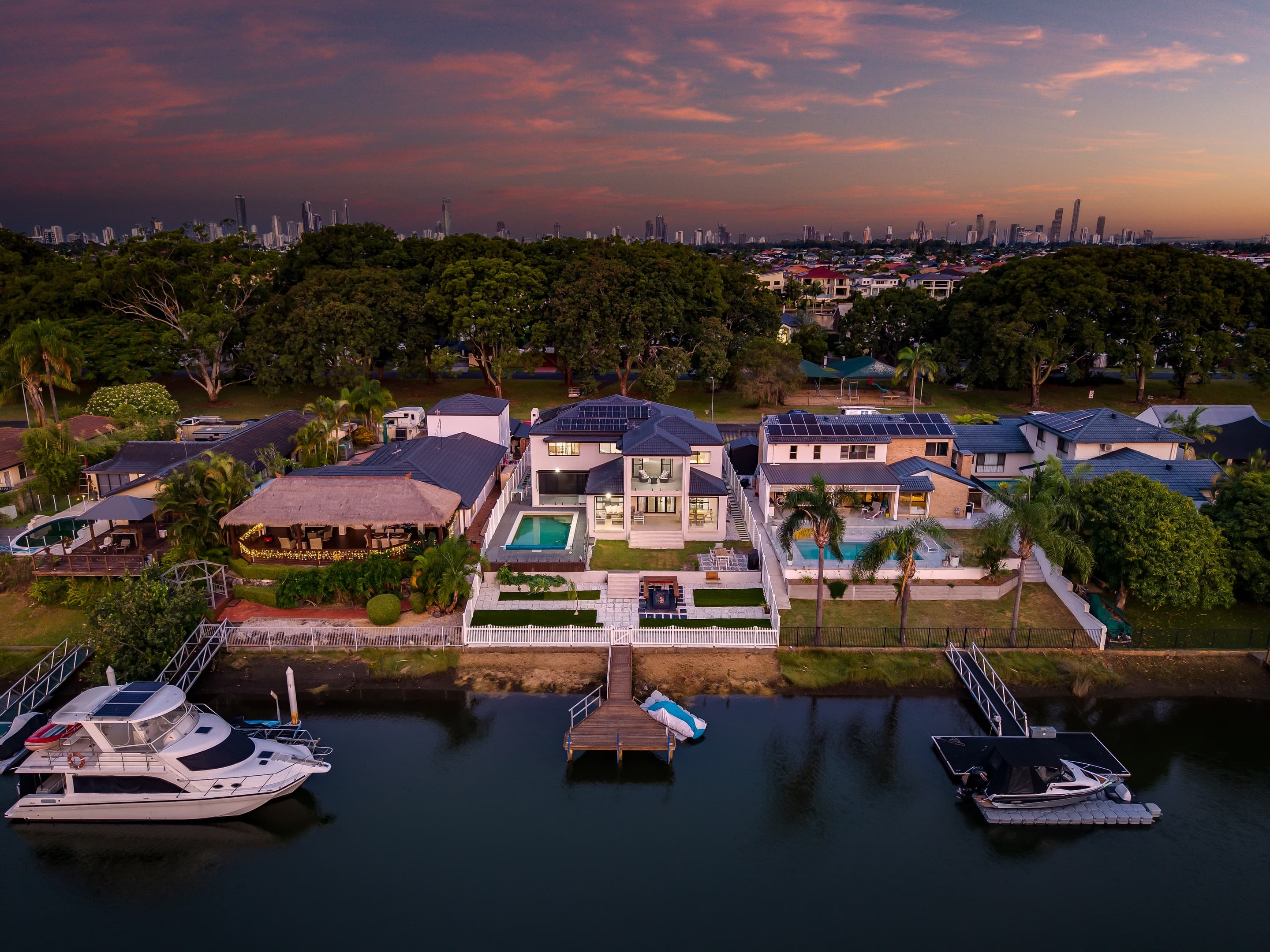 20 Coolong Crescent, Carrara - Image 1