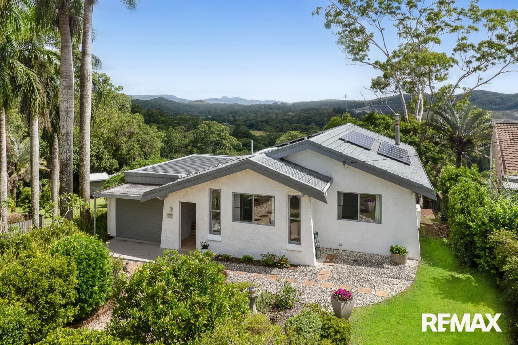 205 Panorama Drive, Rosemount — photo 1 of 5