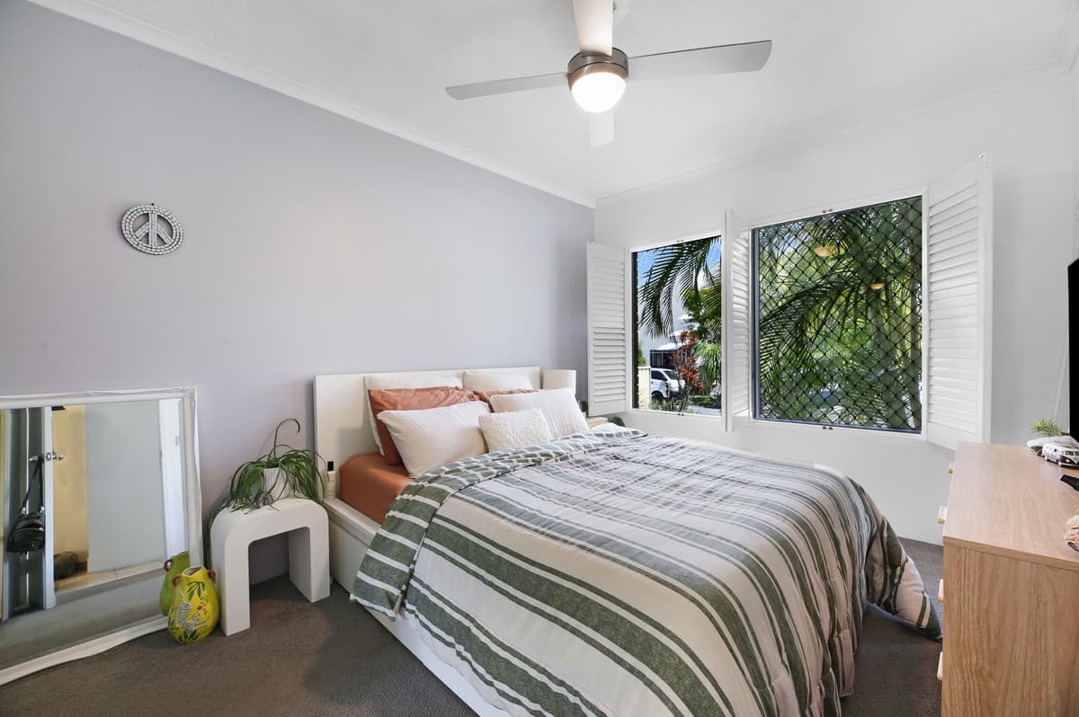 3/7 Nalla Court, Palm Beach - Image 1