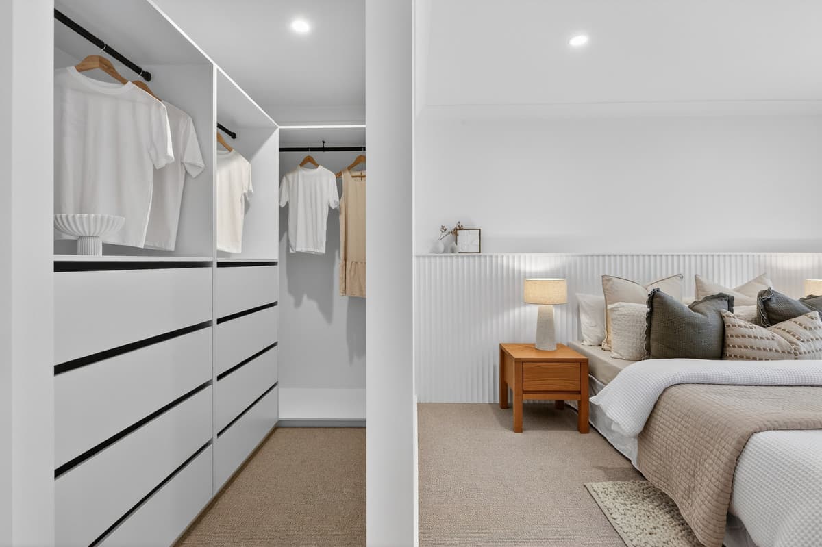 12 Baumea Court, Elanora - Image 1