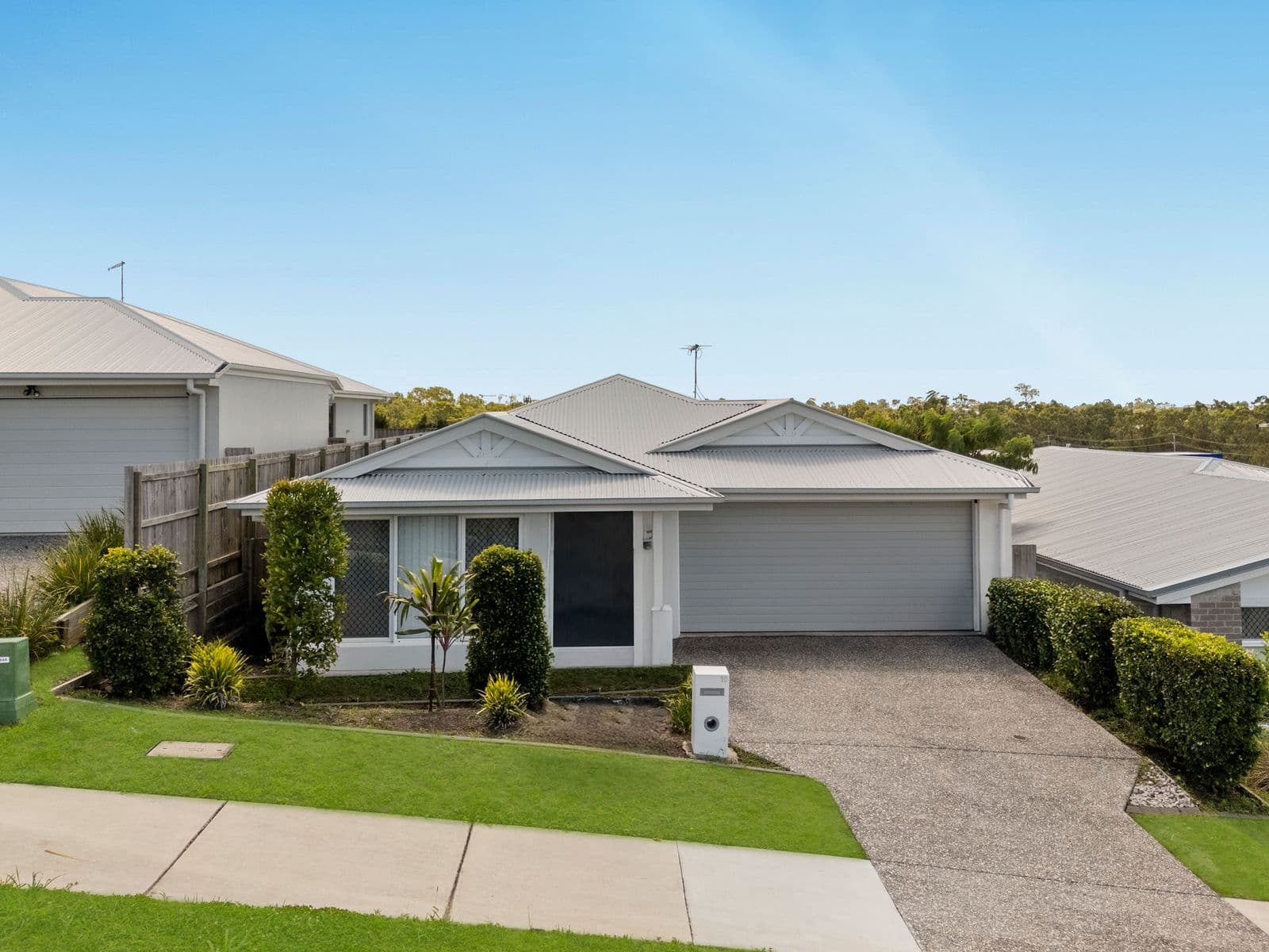 10 Harlin Street, Ormeau Hills, Ormeau Hills — photo 1 of 5