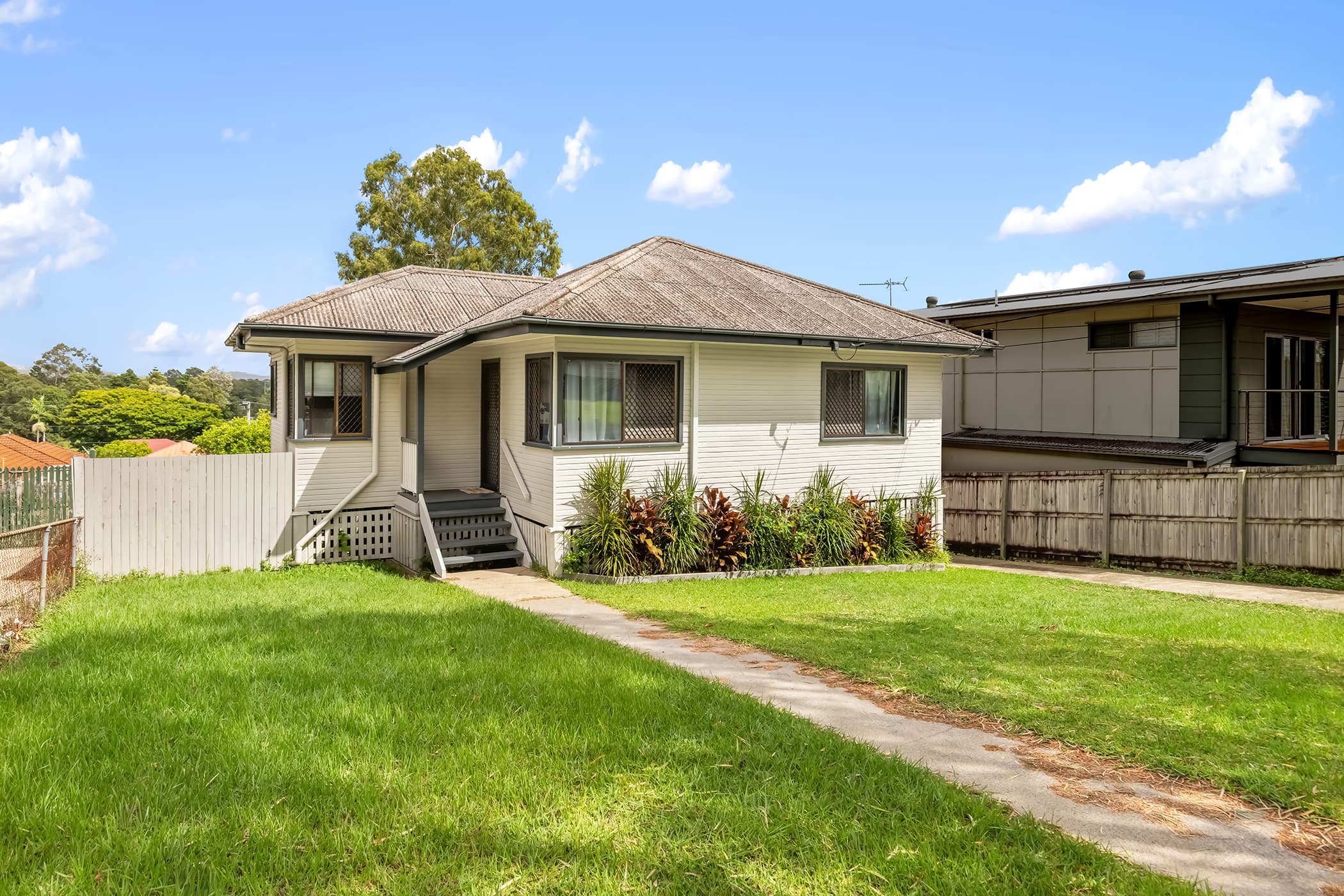 12 Dundonald Street, Everton Park - Image 1