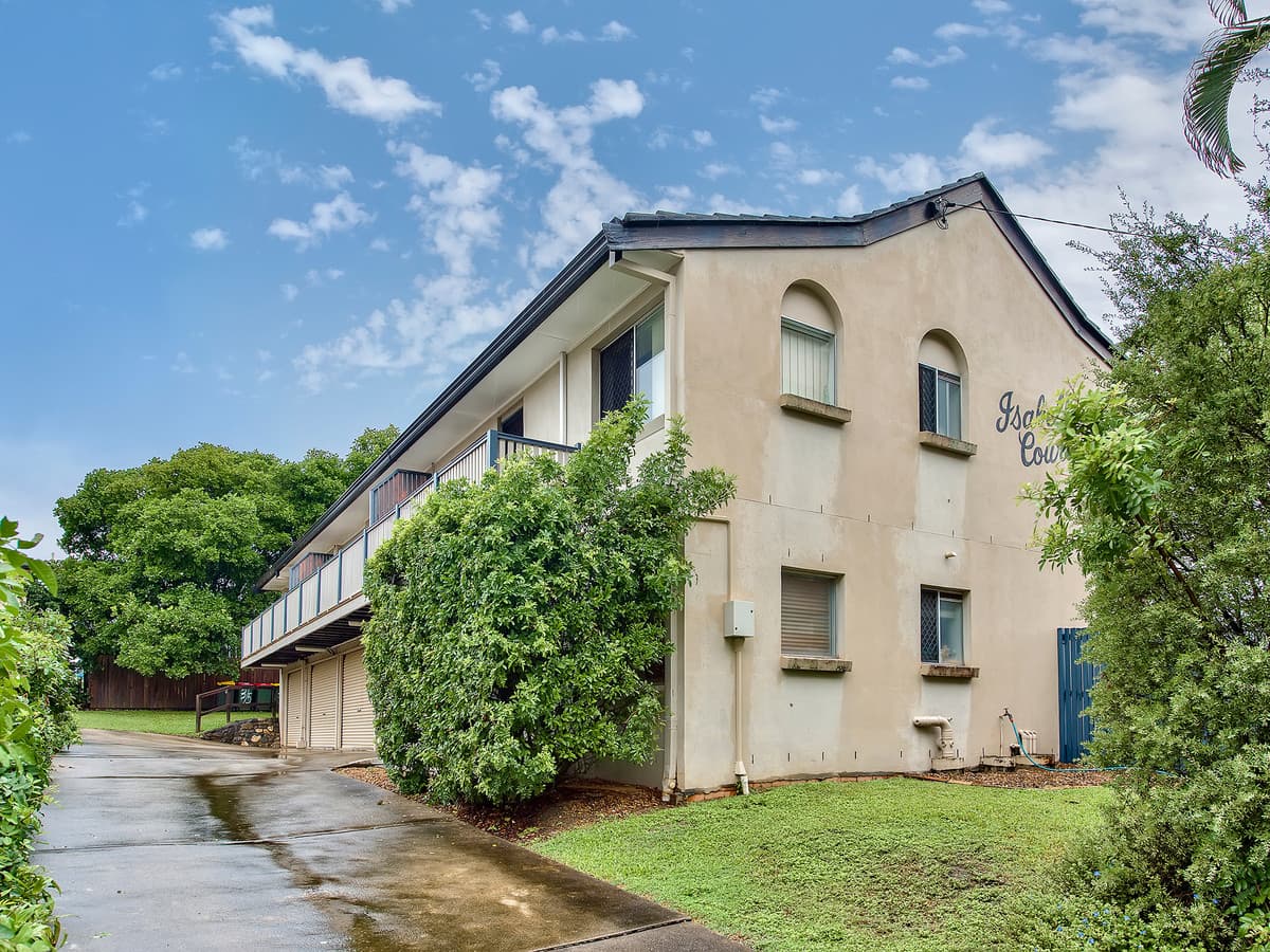 3/5 Curwen Terrace, Chermside, Chermside — photo 1 of 5
