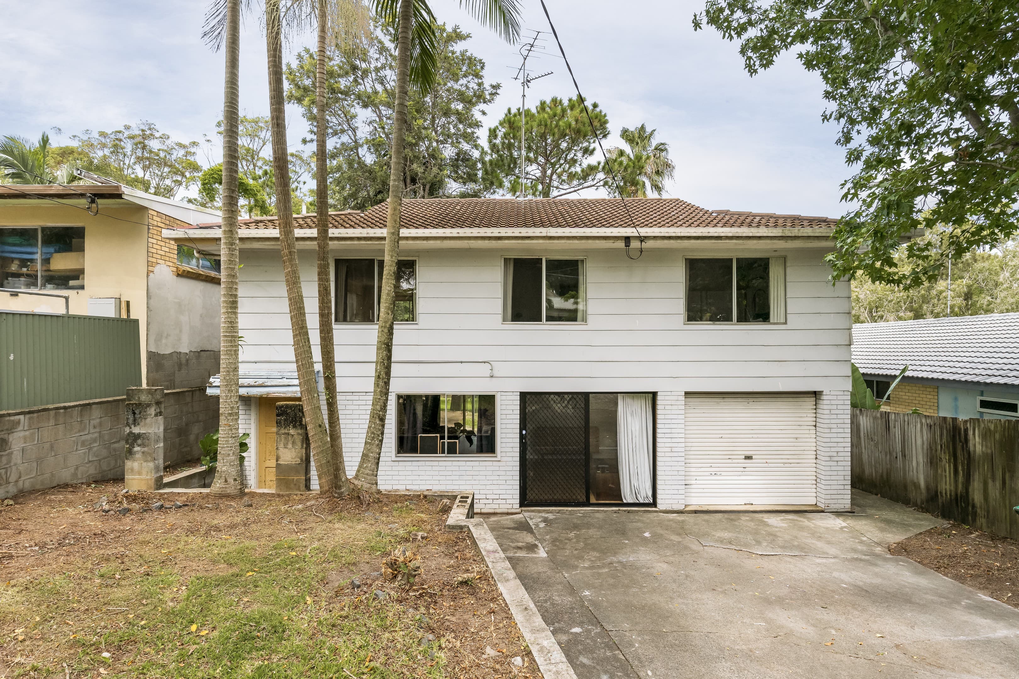 26 Golden Crescent, Southport, Southport — photo 1 of 5