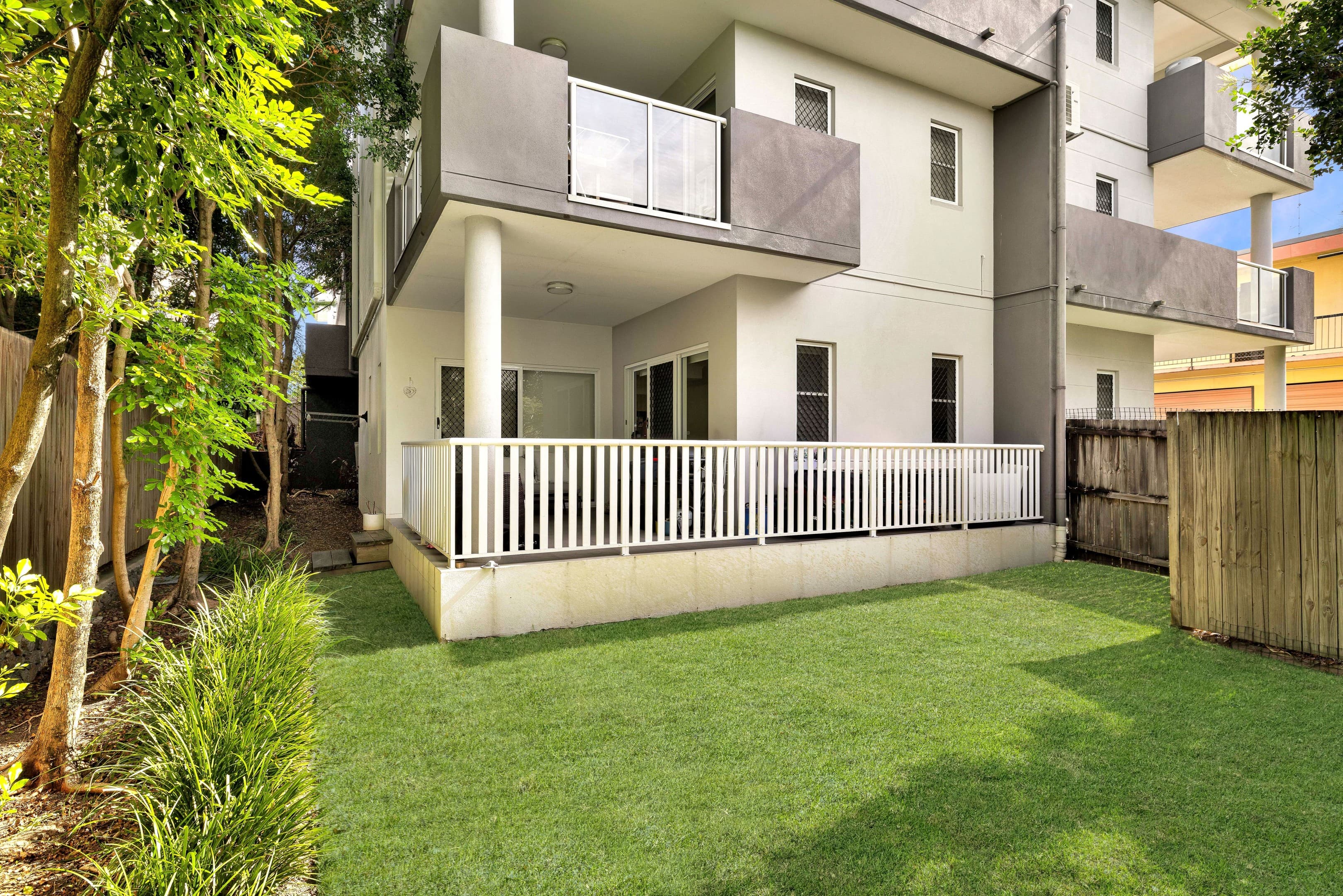 2/12 Noble Street, Clayfield, Clayfield — photo 1 of 5