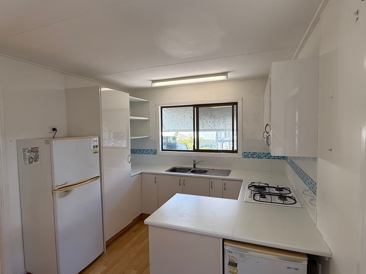 32B/570 Pine Ridge Road, Coombabah - Image 1