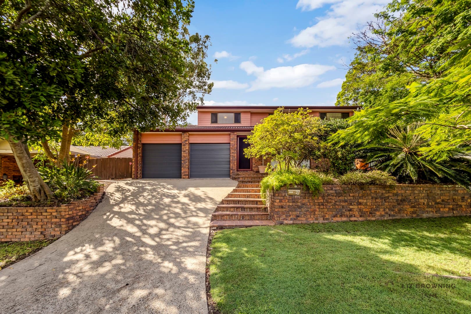 27 Wyndarra Street, Kenmore, Kenmore — photo 1 of 5