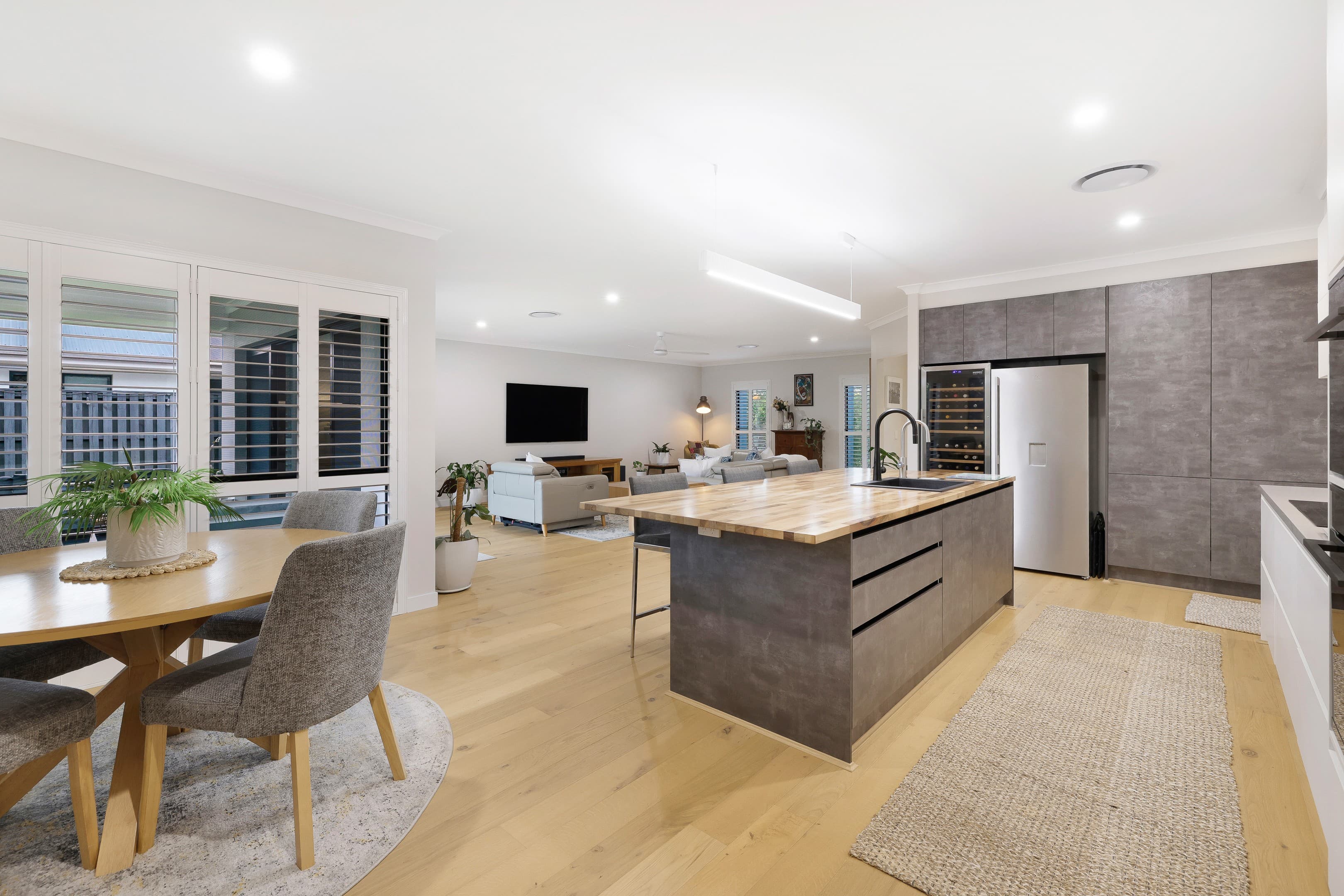 44 Treeline Circuit, Upper Coomera, Upper Coomera — photo 1 of 5