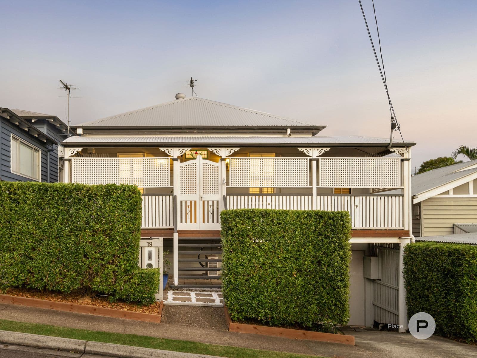 19 Gladstone Street, Paddington - Image 1