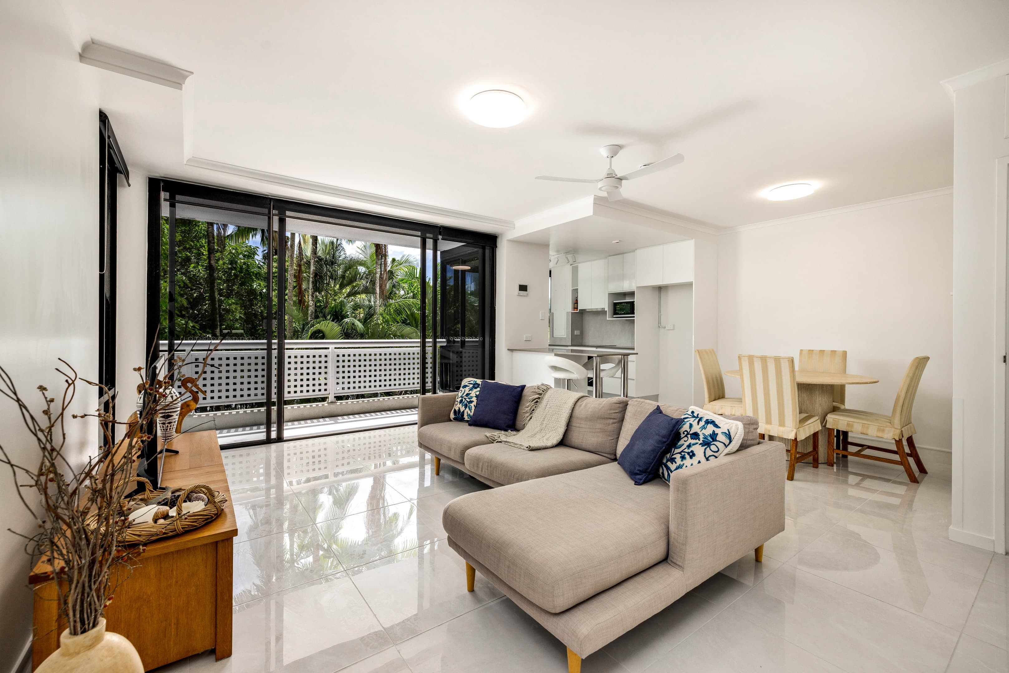22/219-225 Abbott Street, Cairns North — photo 1 of 5