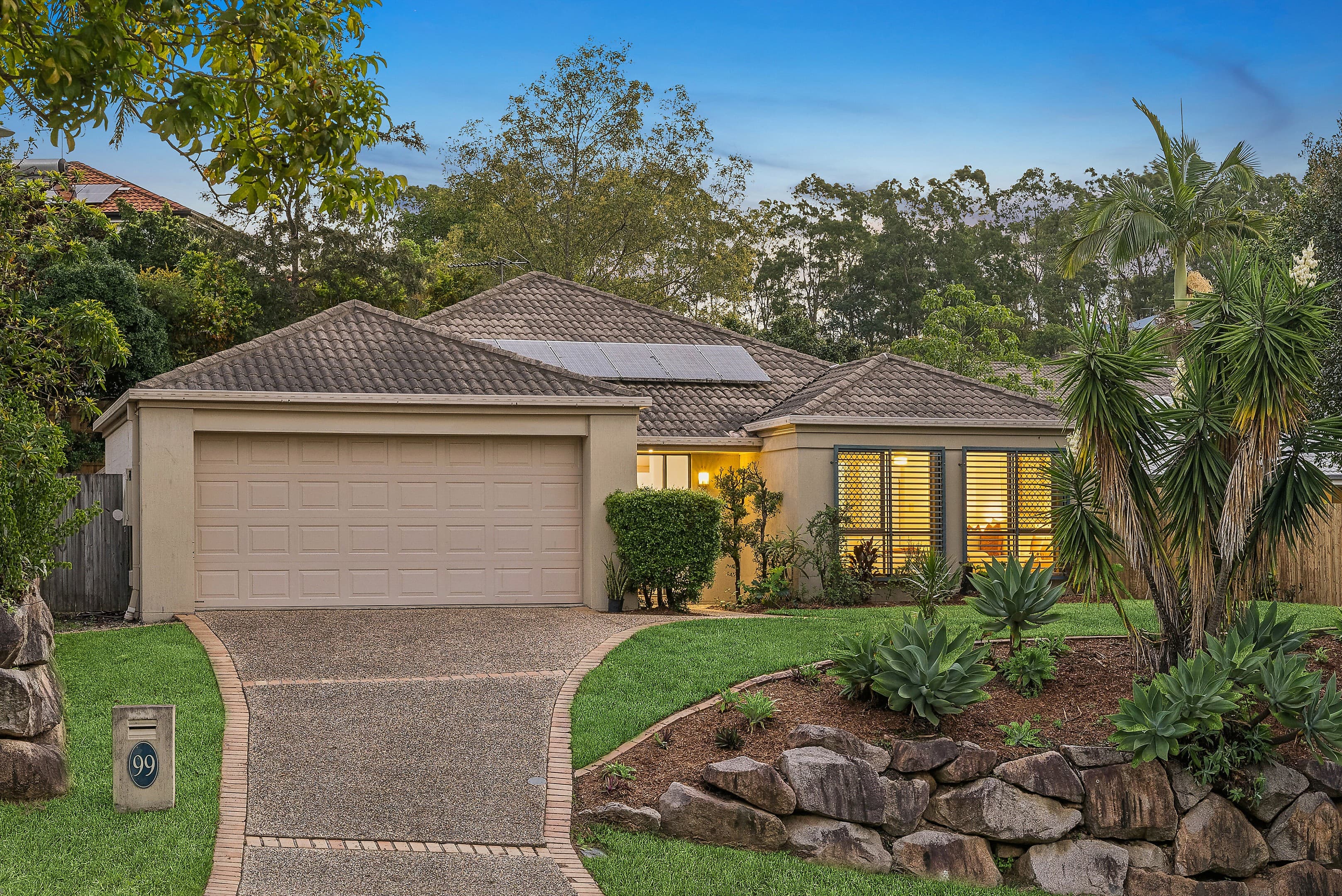 99 Selkirk Crescent, Upper Kedron, Upper Kedron — photo 1 of 5