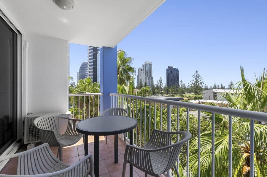 1054/2633 Gold Coast Highway, Broadbeach - Image 1