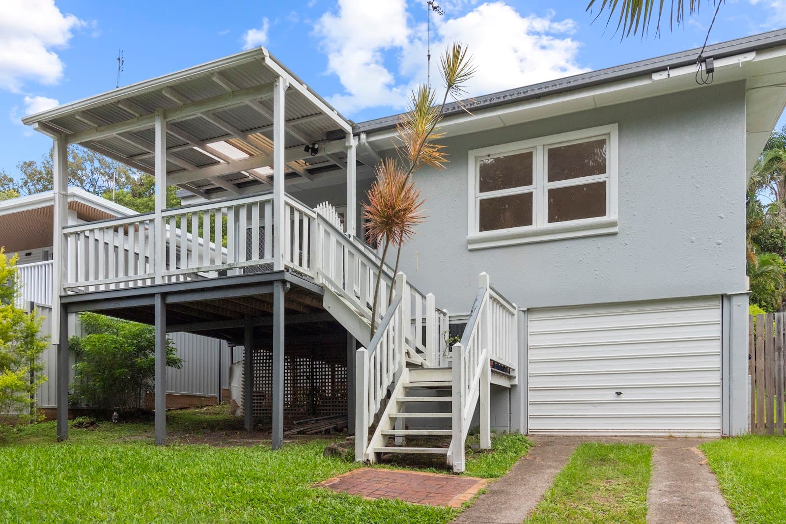 16 Moora Street, Ashmore - Image 1