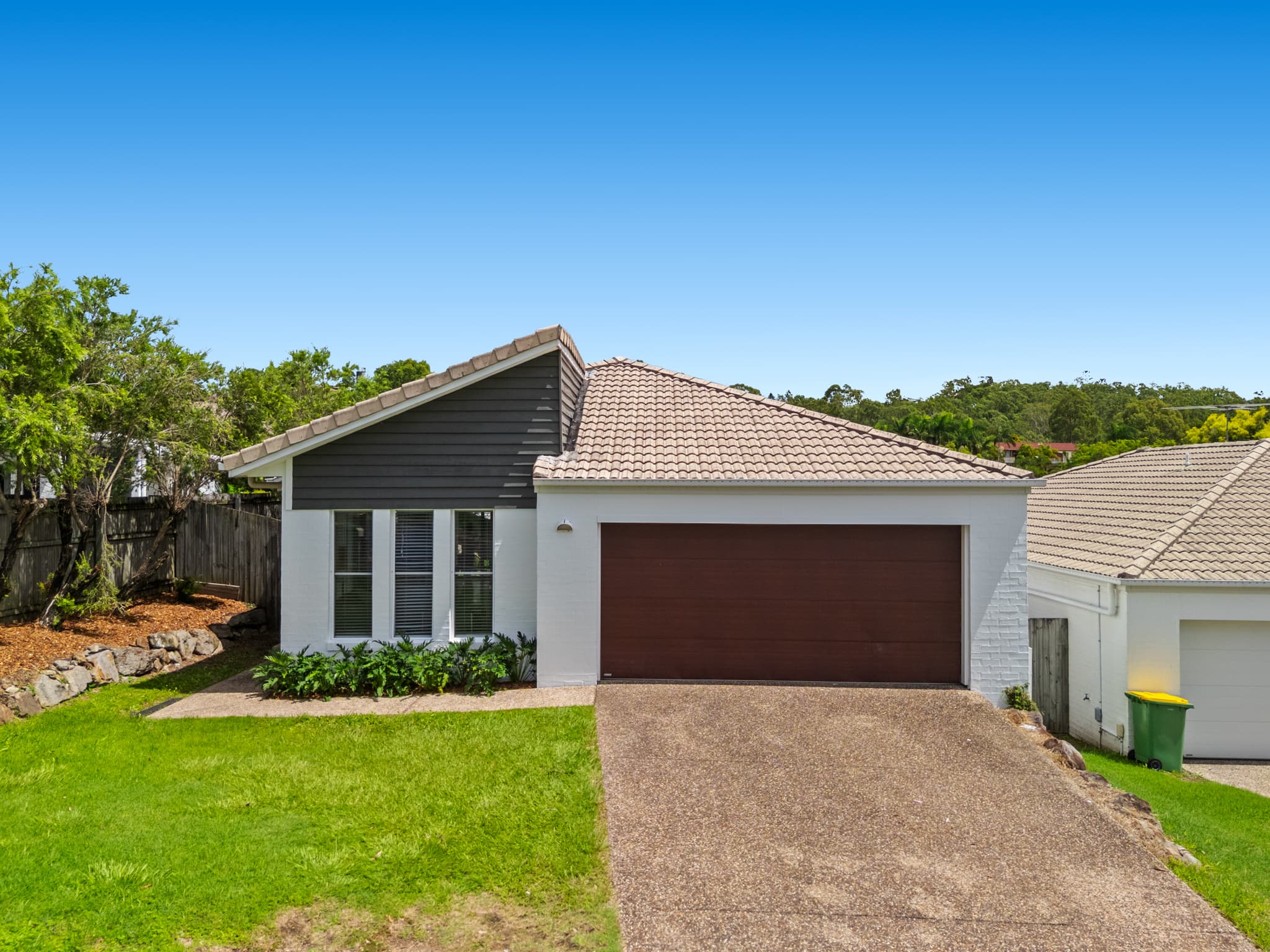 2/66 Castile Crescent, Edens Landing - Image 1