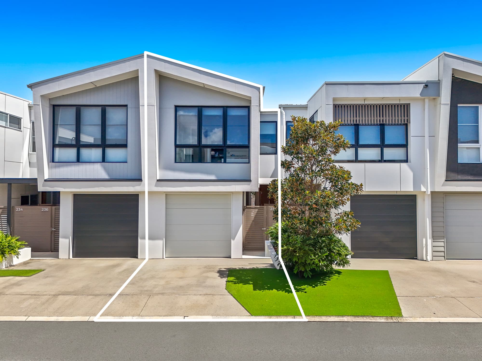238/2 Bella Avenue, Robina — photo 1 of 5