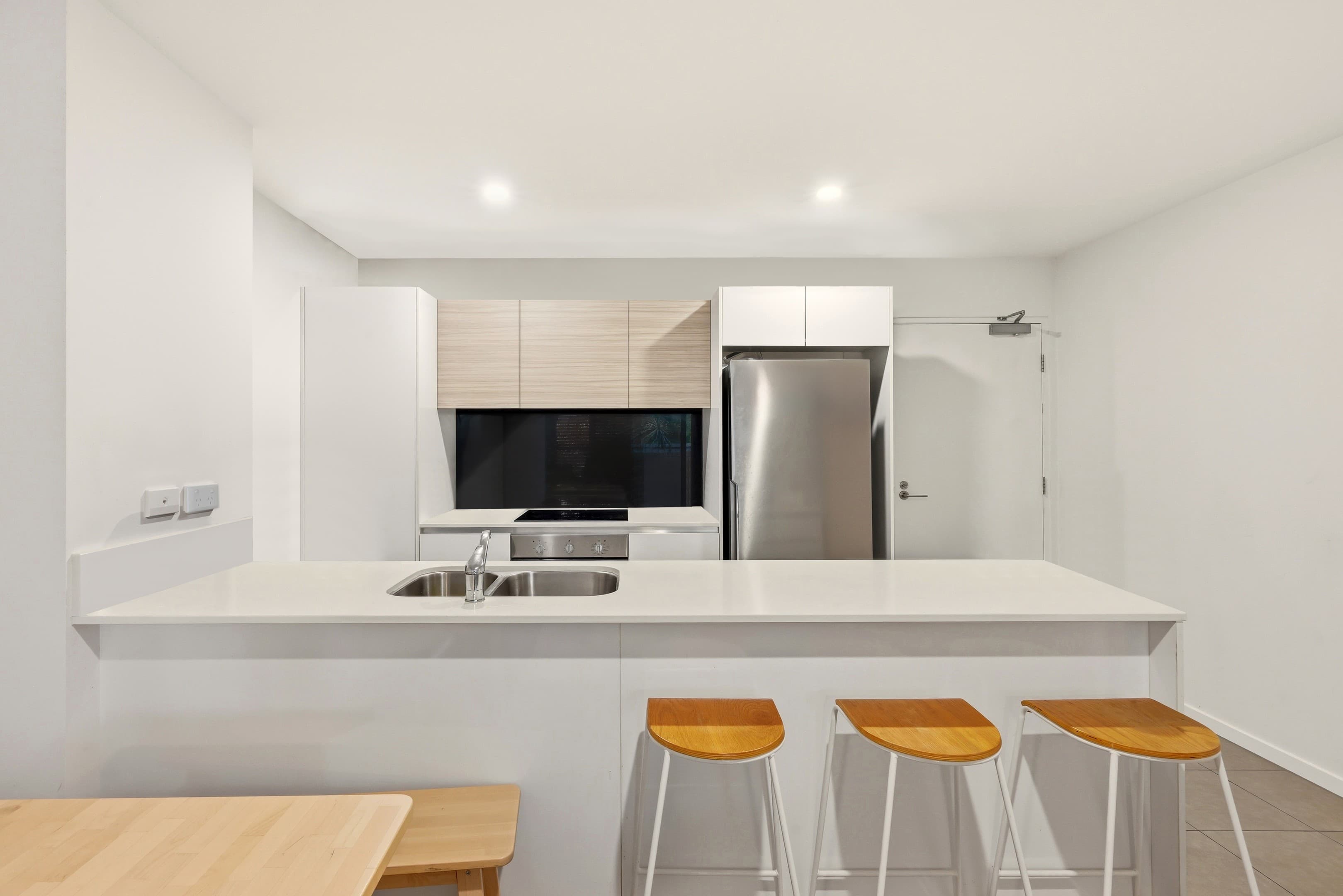 3211/1-7 Waterford Court, Bundall - Image 1