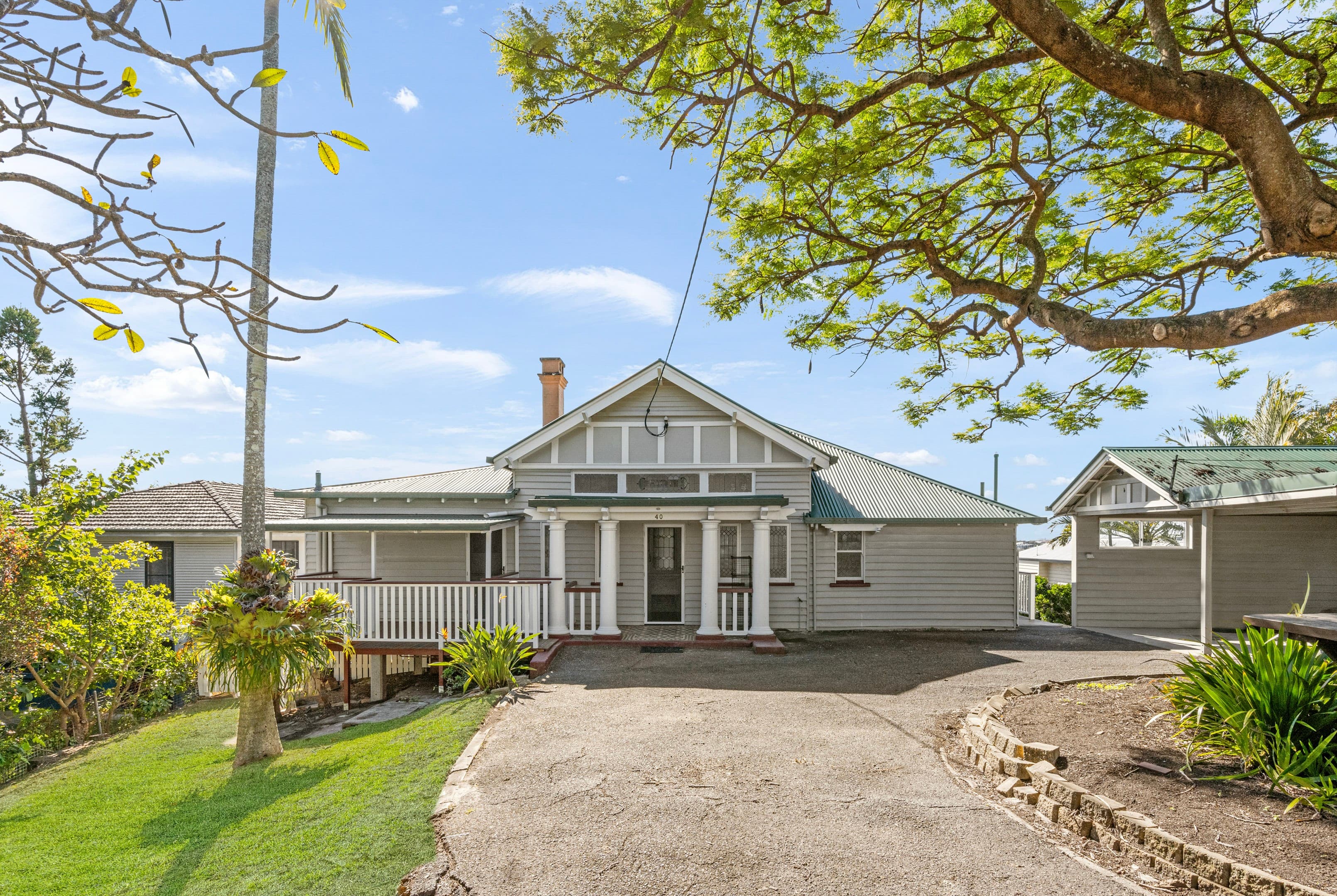 40 Teneriffe Drive, Teneriffe - Image 1