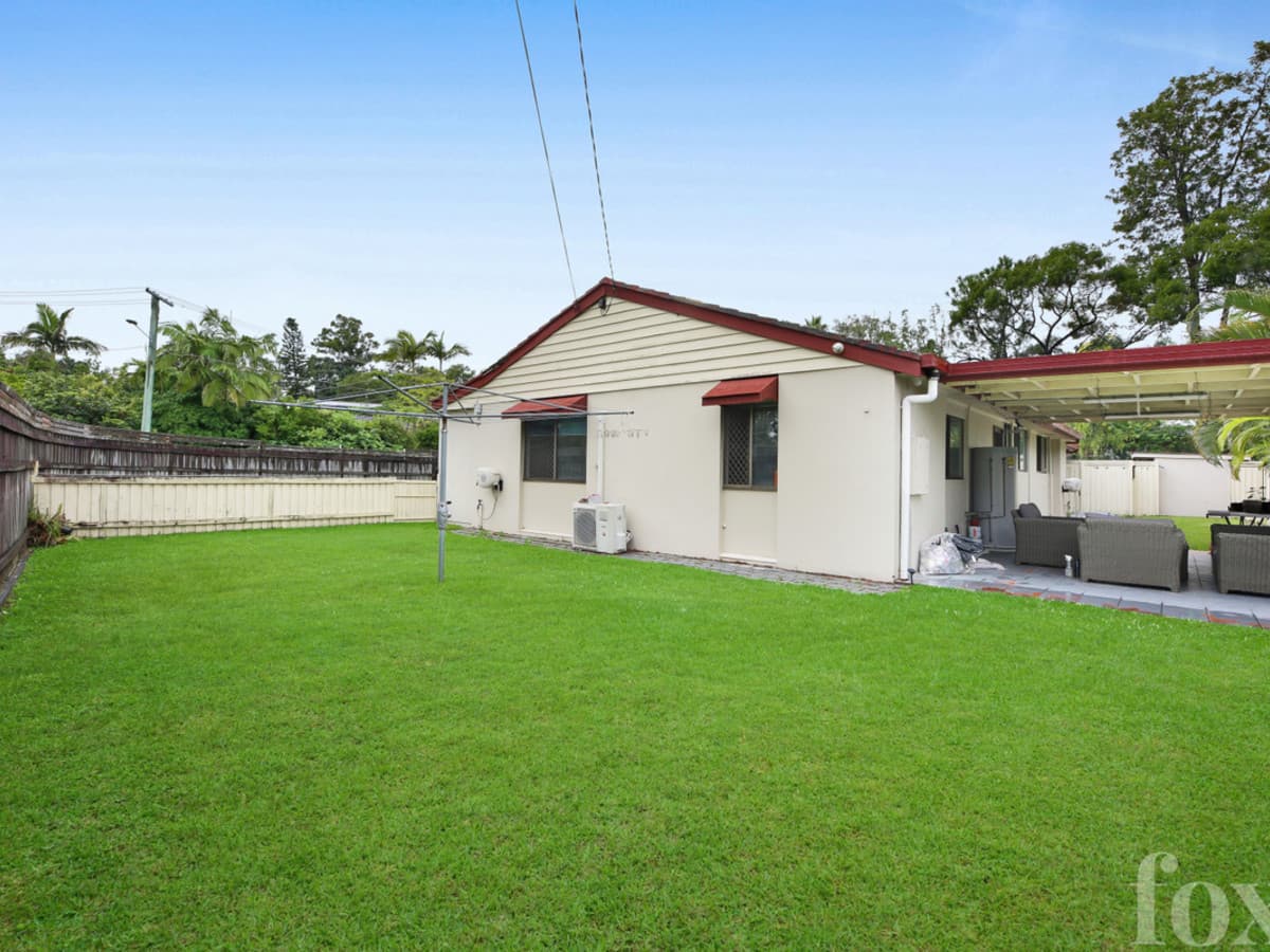 1 Appleblossom Place, Nerang — photo 1 of 5