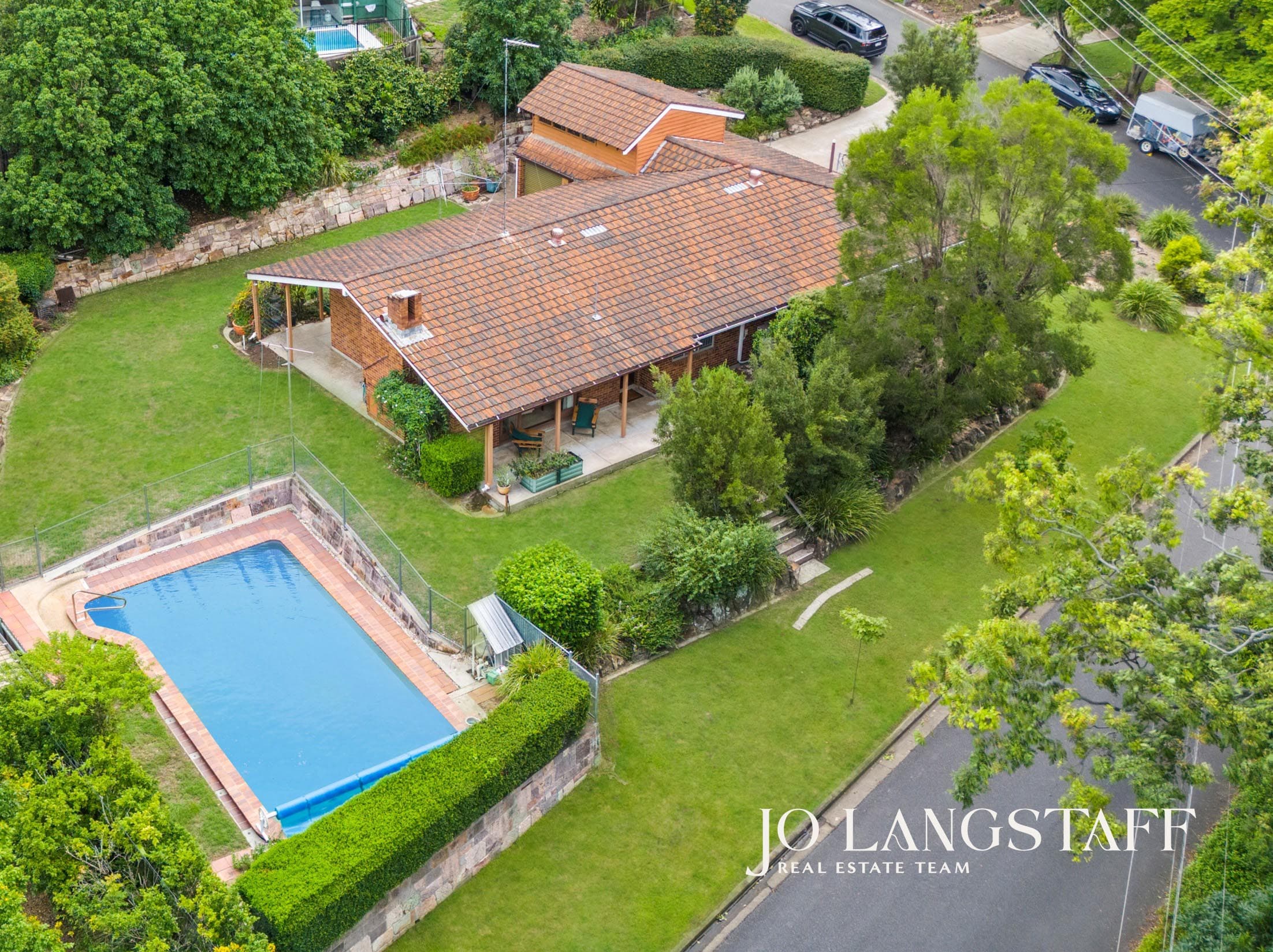 42 Gubberley Street, Kenmore - Image 1