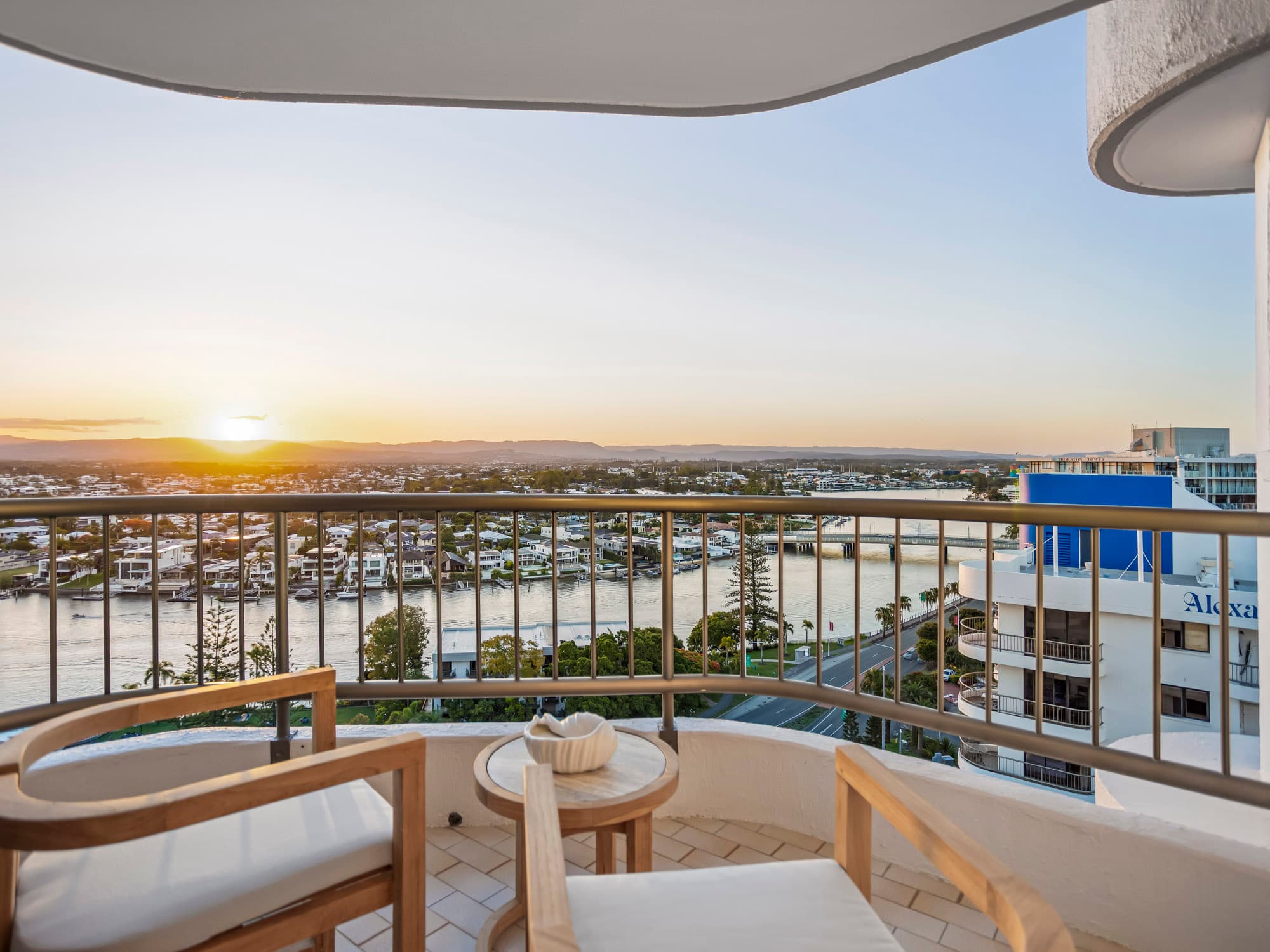 48/19 Aubrey street, Surfers Paradise - Image 1