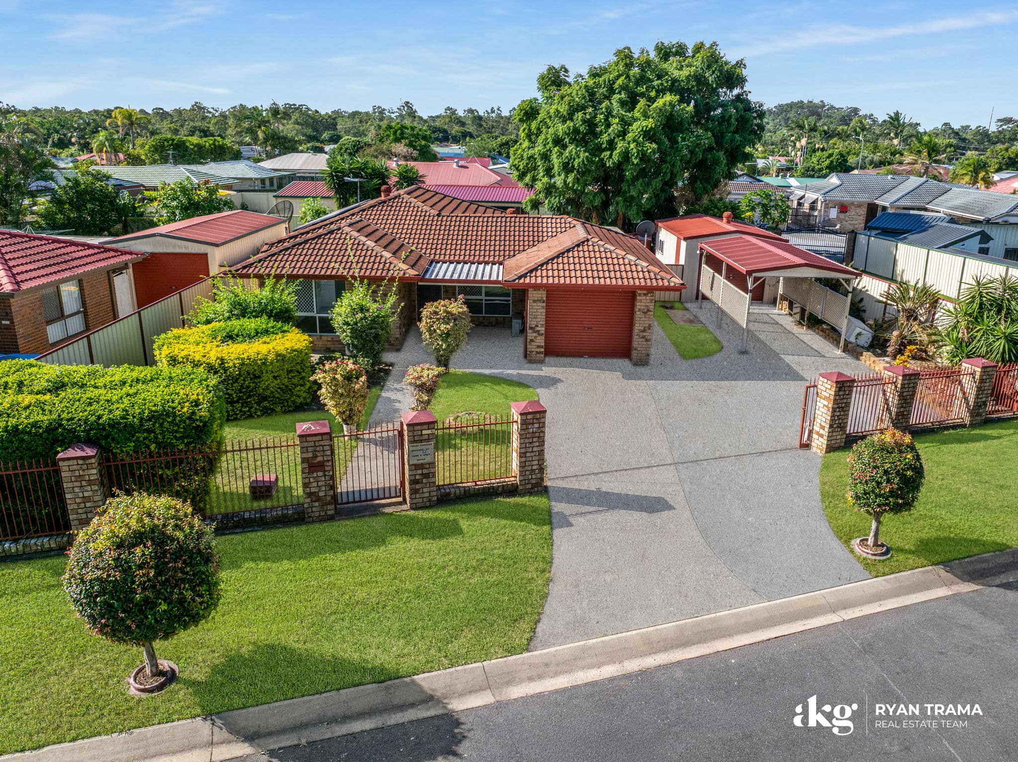 6 Eliza Court, Marsden, Marsden — photo 1 of 5