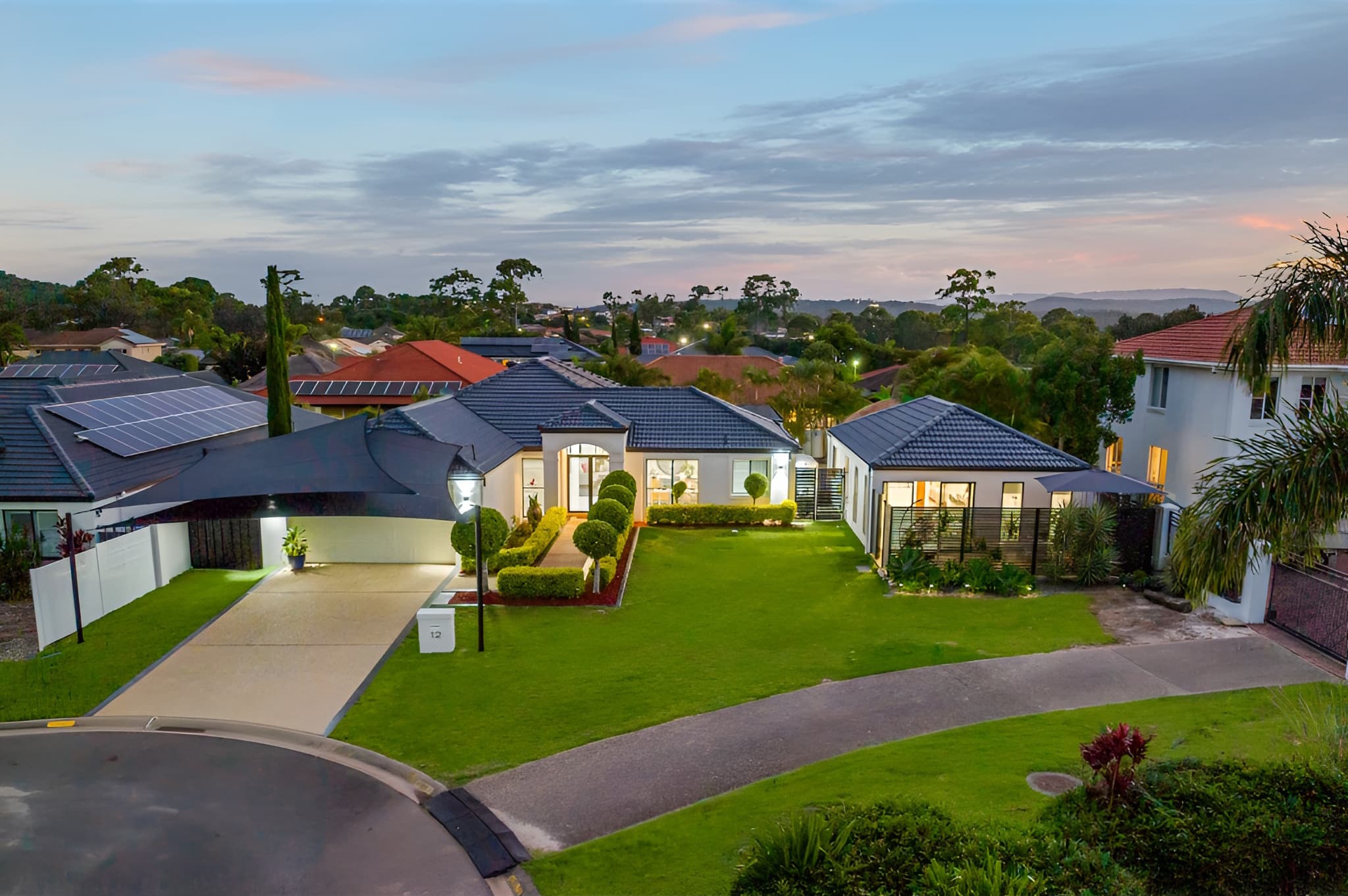 12 Oxford Place, Arundel - Image 1