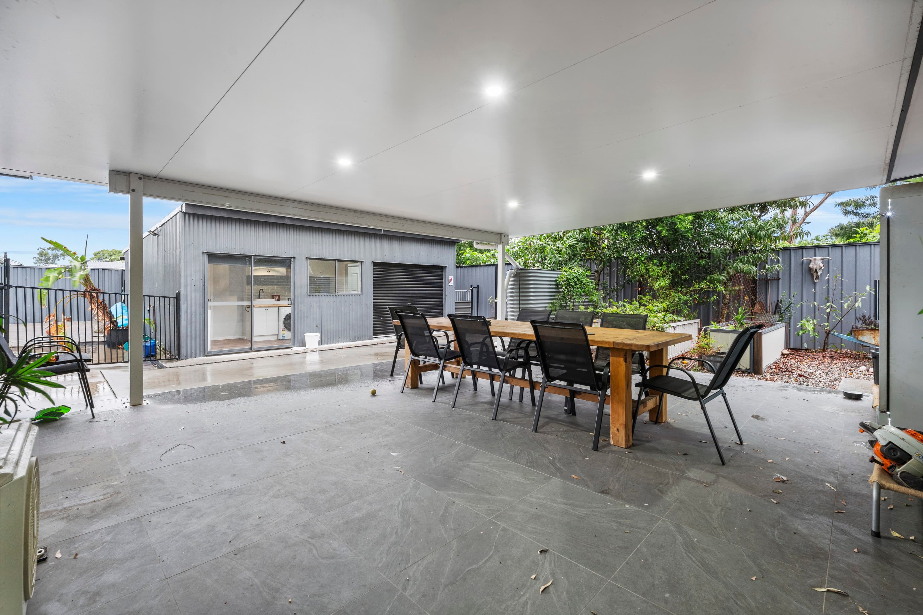 3 Crestview Street, Loganlea — photo 1 of 5