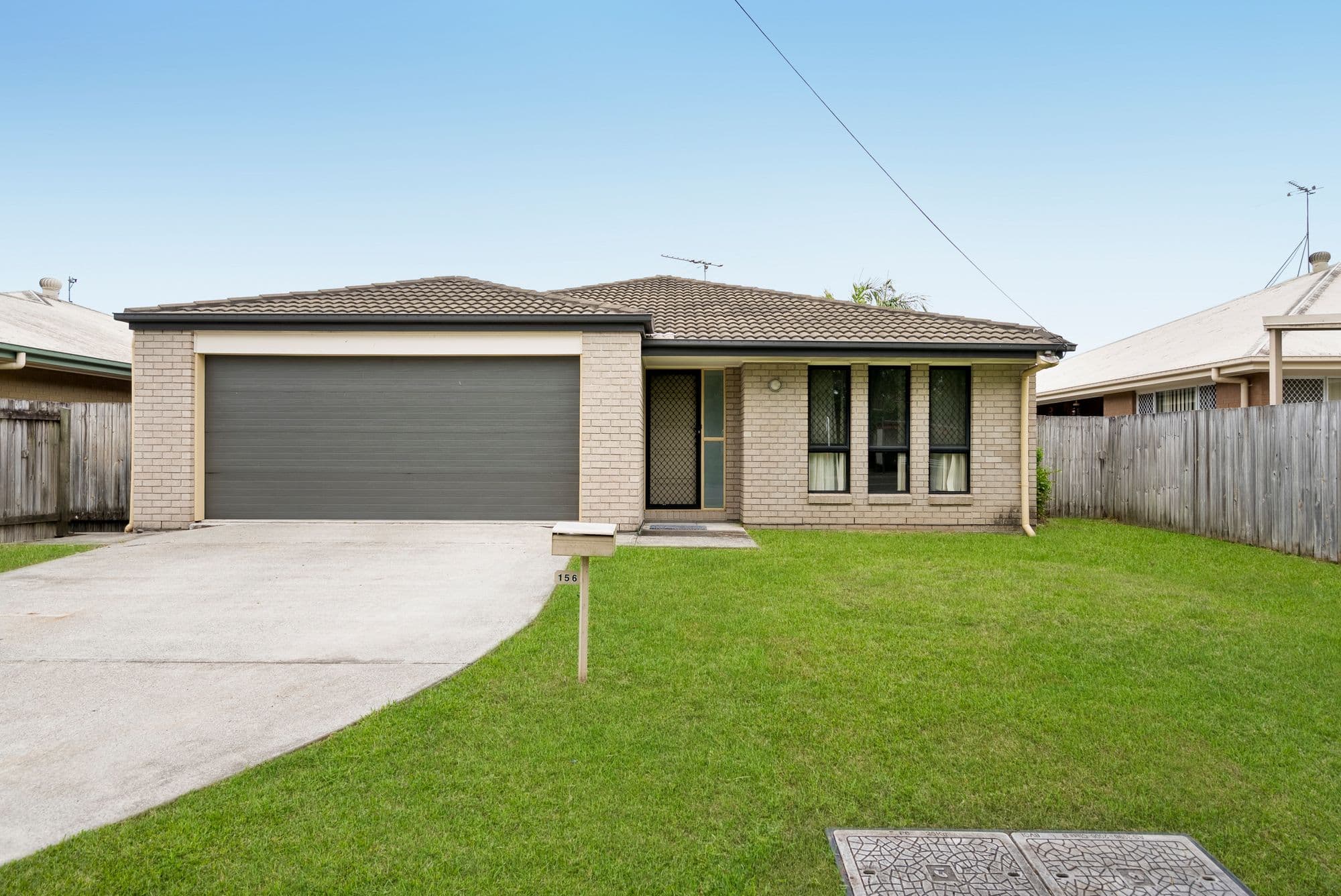 156 Haig Road, Loganlea, Loganlea — photo 1 of 5