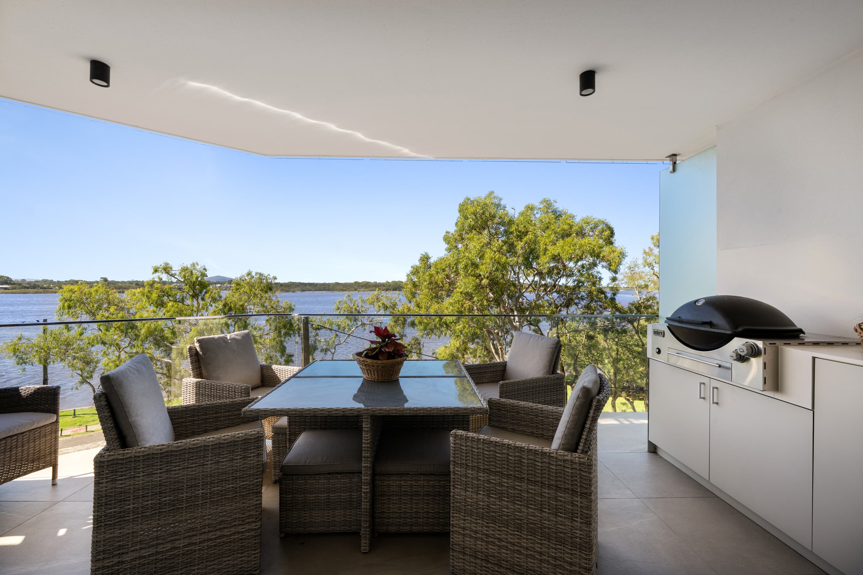 402/10 Picnic Point Esplanade, Maroochydore - Image 1