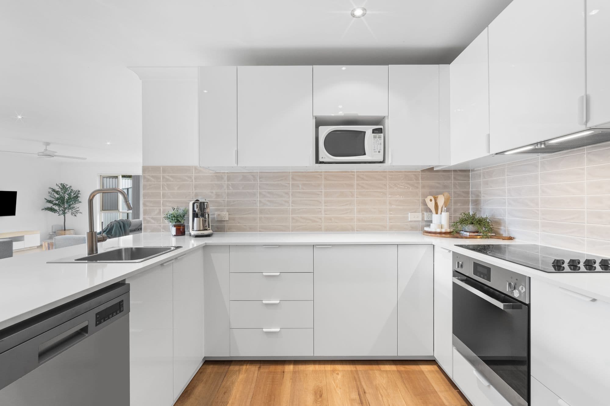 2/44 Ancona Street, Carrara, Carrara — photo 1 of 5