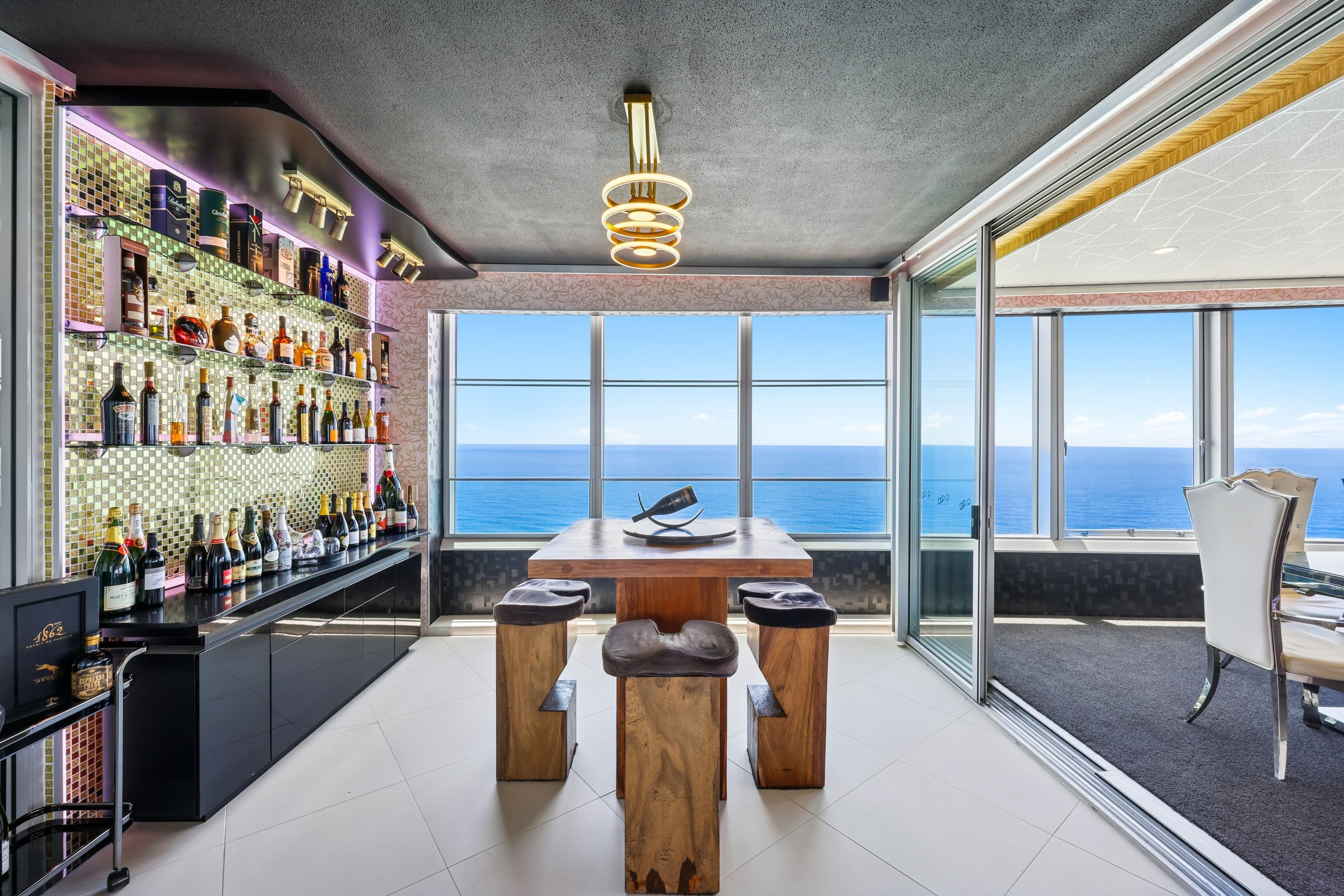 5603/9 Hamilton Avenue, Surfers Paradise - Image 1