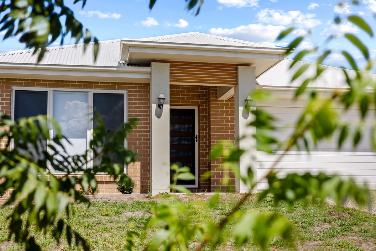3 Sandford Crescent, Torrington - Image 1