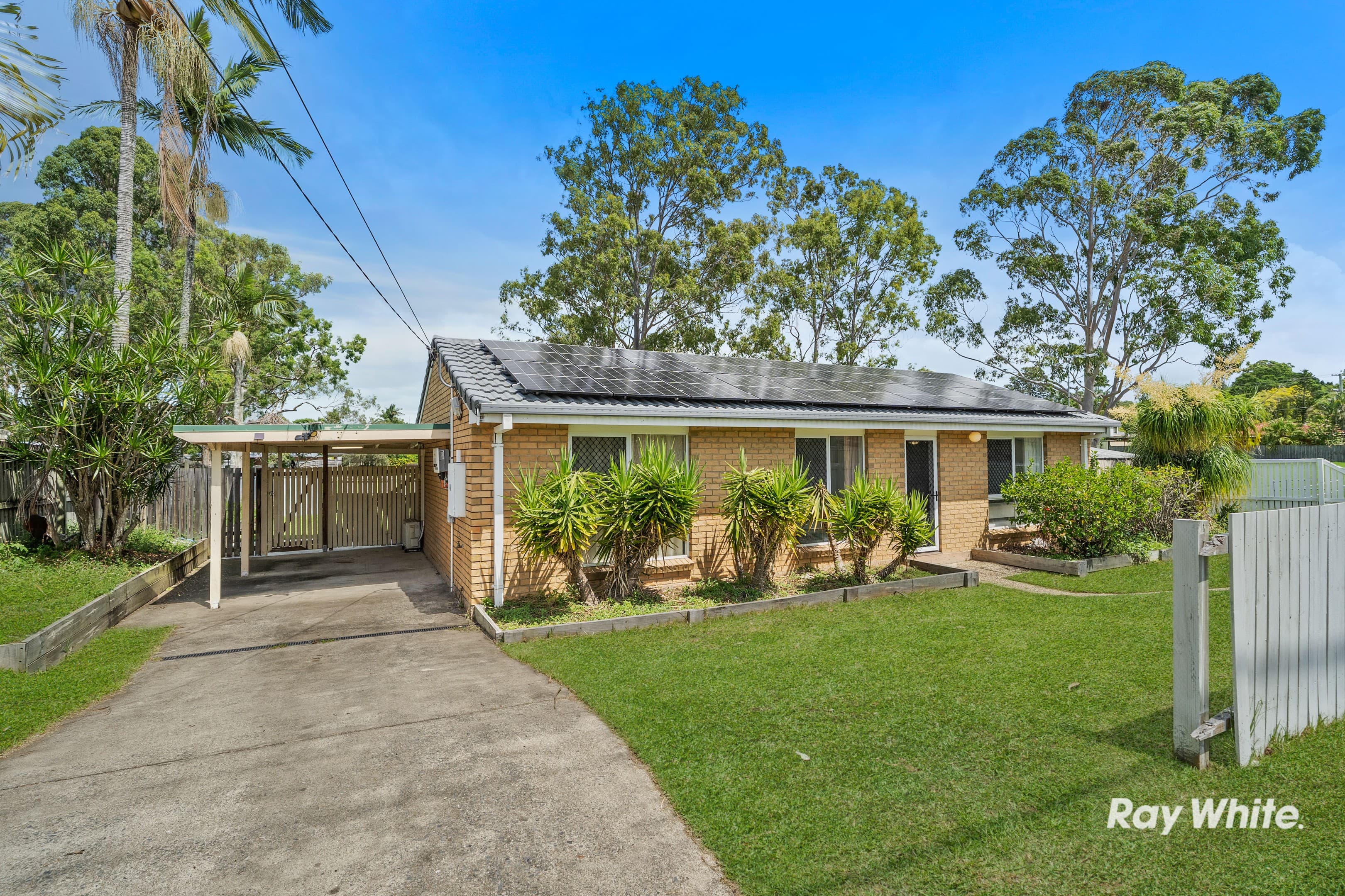 11 Fleet Street, Browns Plains — photo 1 of 5