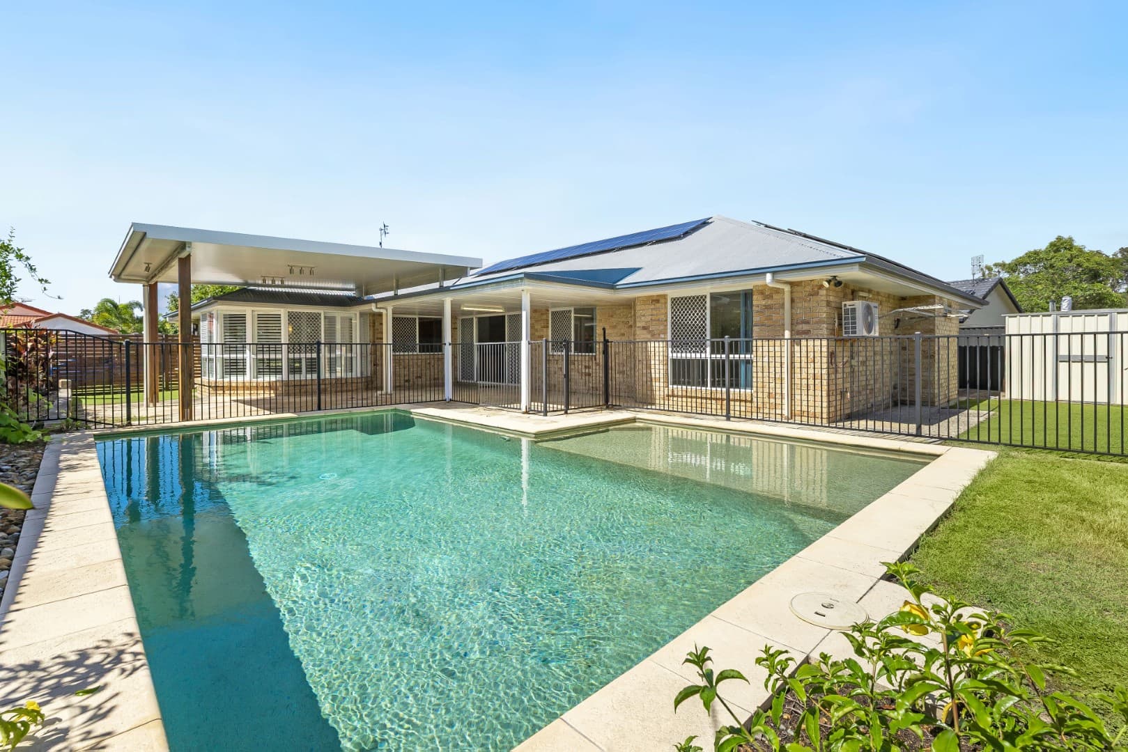 2 Cedar Court, Currimundi, Currimundi — photo 1 of 5