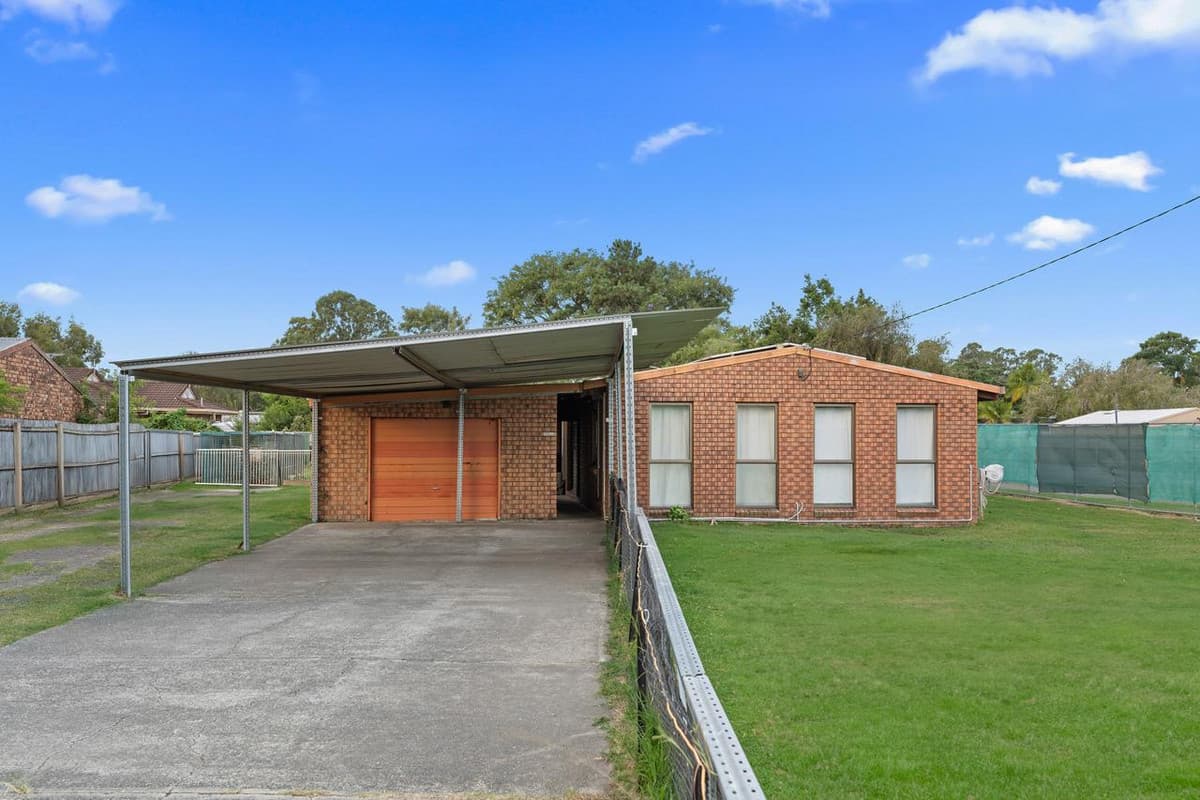 922 Kingston Road, Waterford West