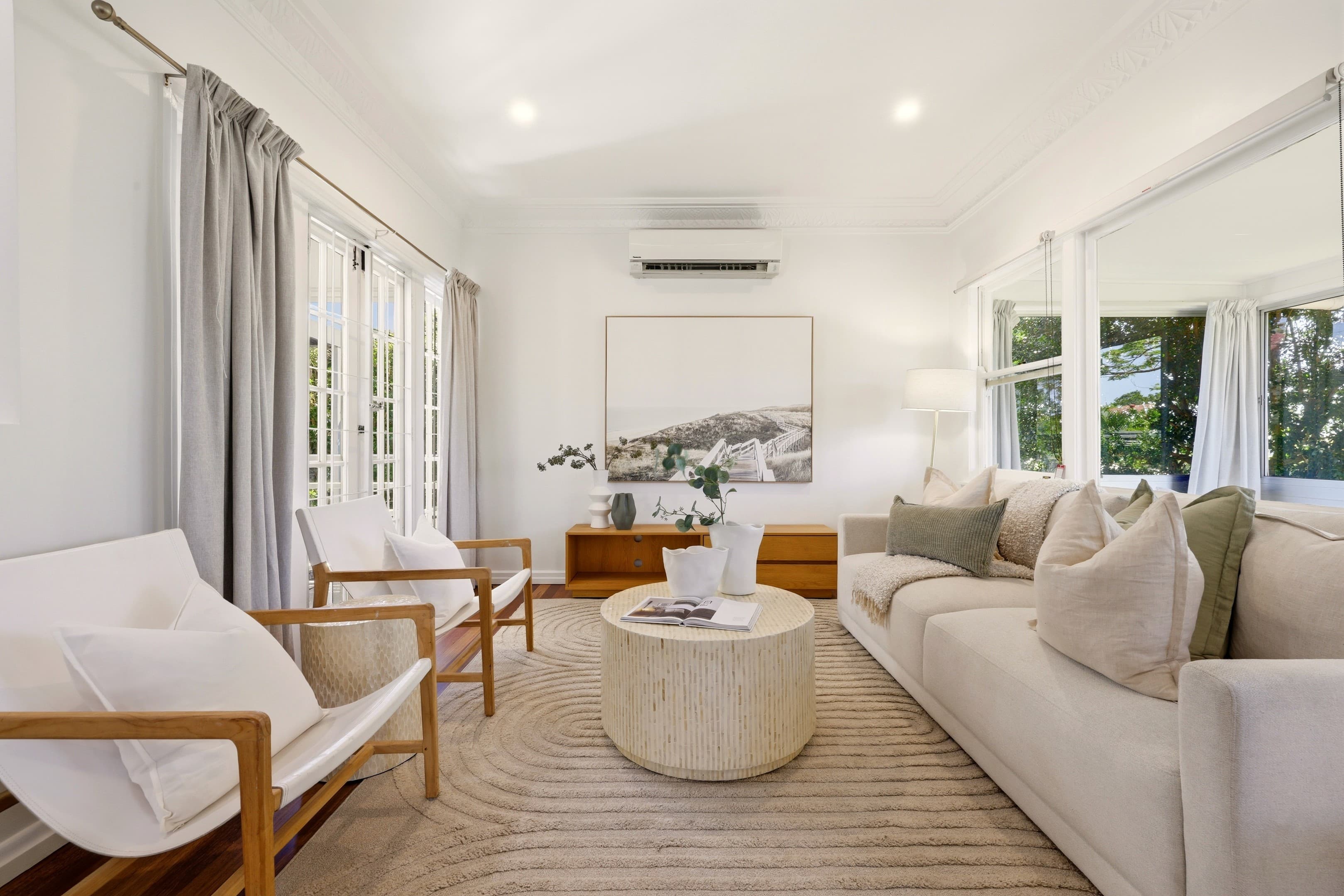 563 Robinson Road West, Aspley - Image 1