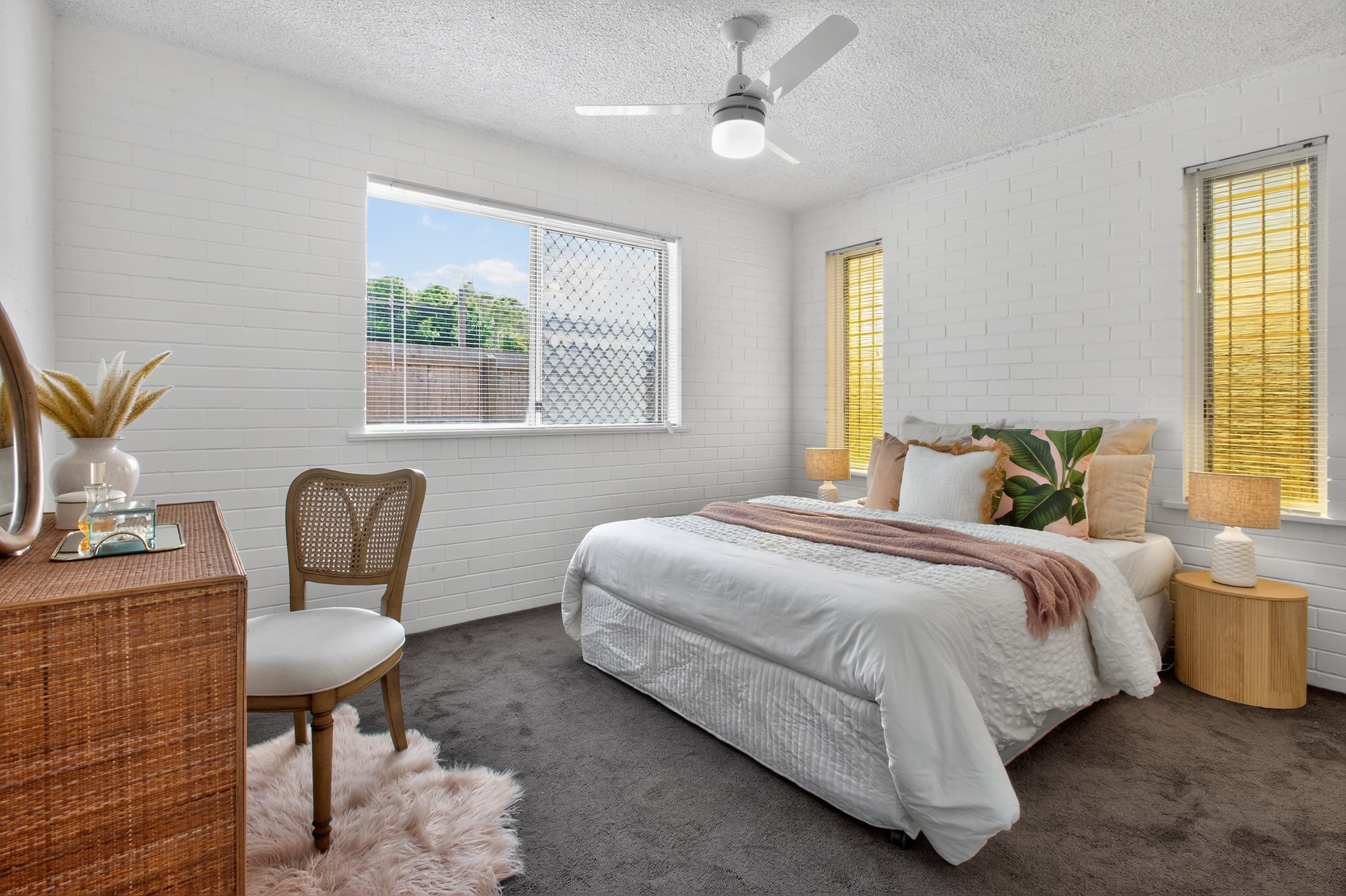 1/37 Rowell Street, Zillmere, Zillmere — photo 1 of 5