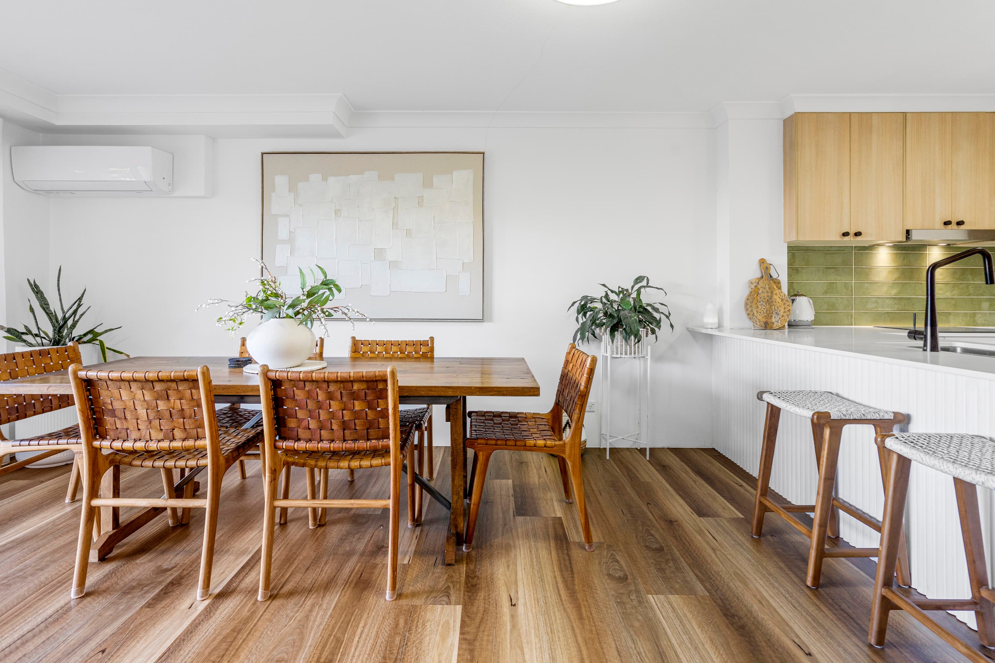 12/22 Oleander Avenue, Biggera Waters - Image 1