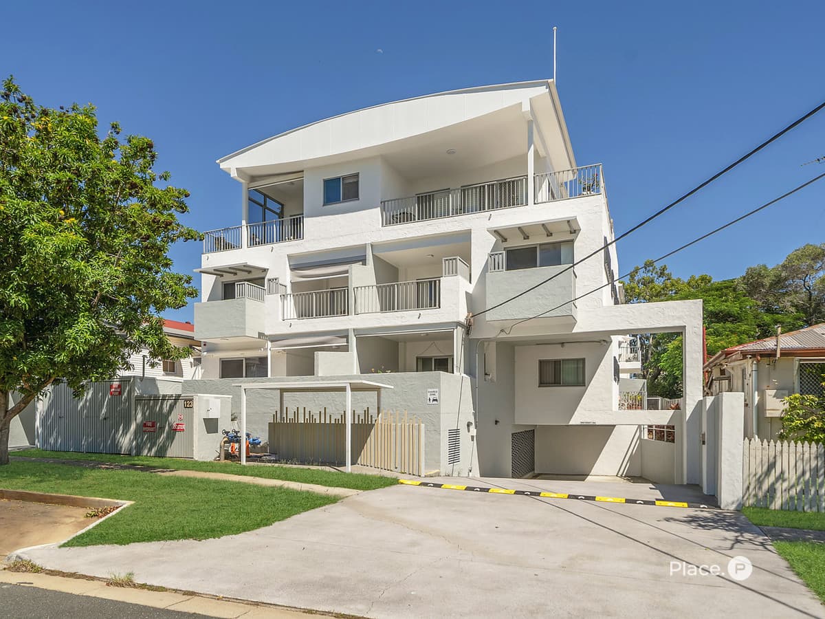 6/123 Mein Street, Scarborough - Image 1