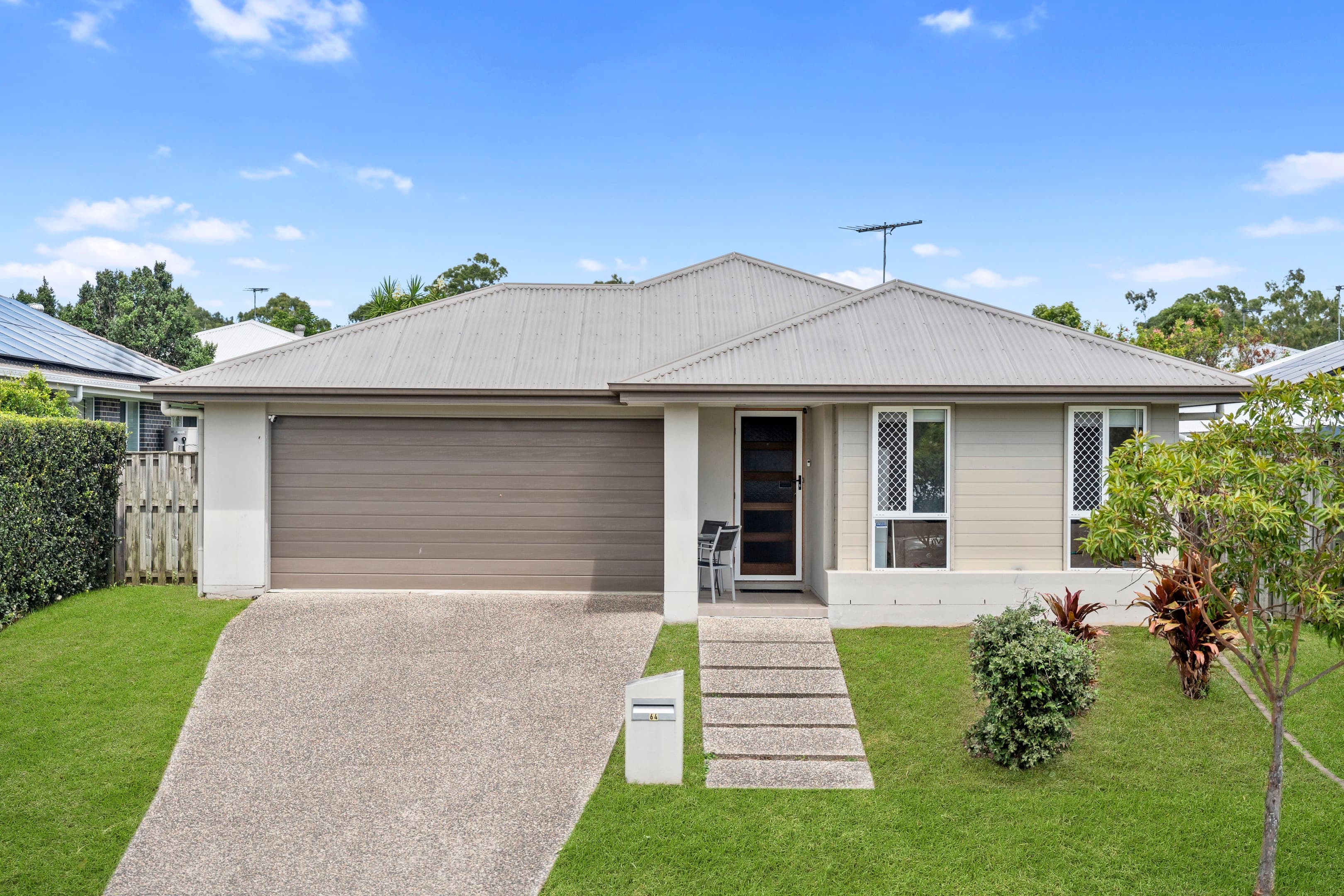 64 Sanctuary Parkway, Waterford - Image 1