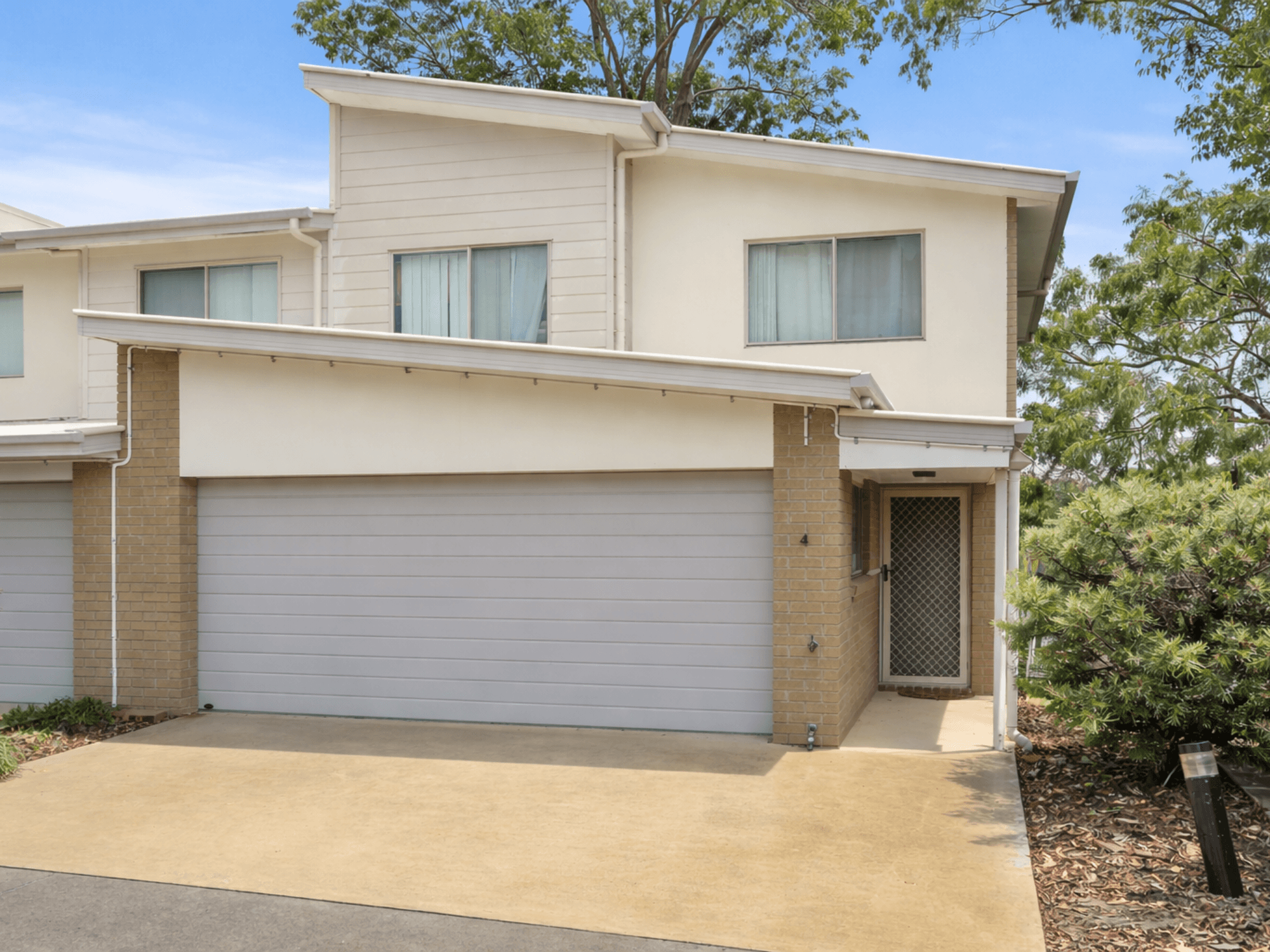 4/2 Grandly Street, Doolandella — photo 1 of 5