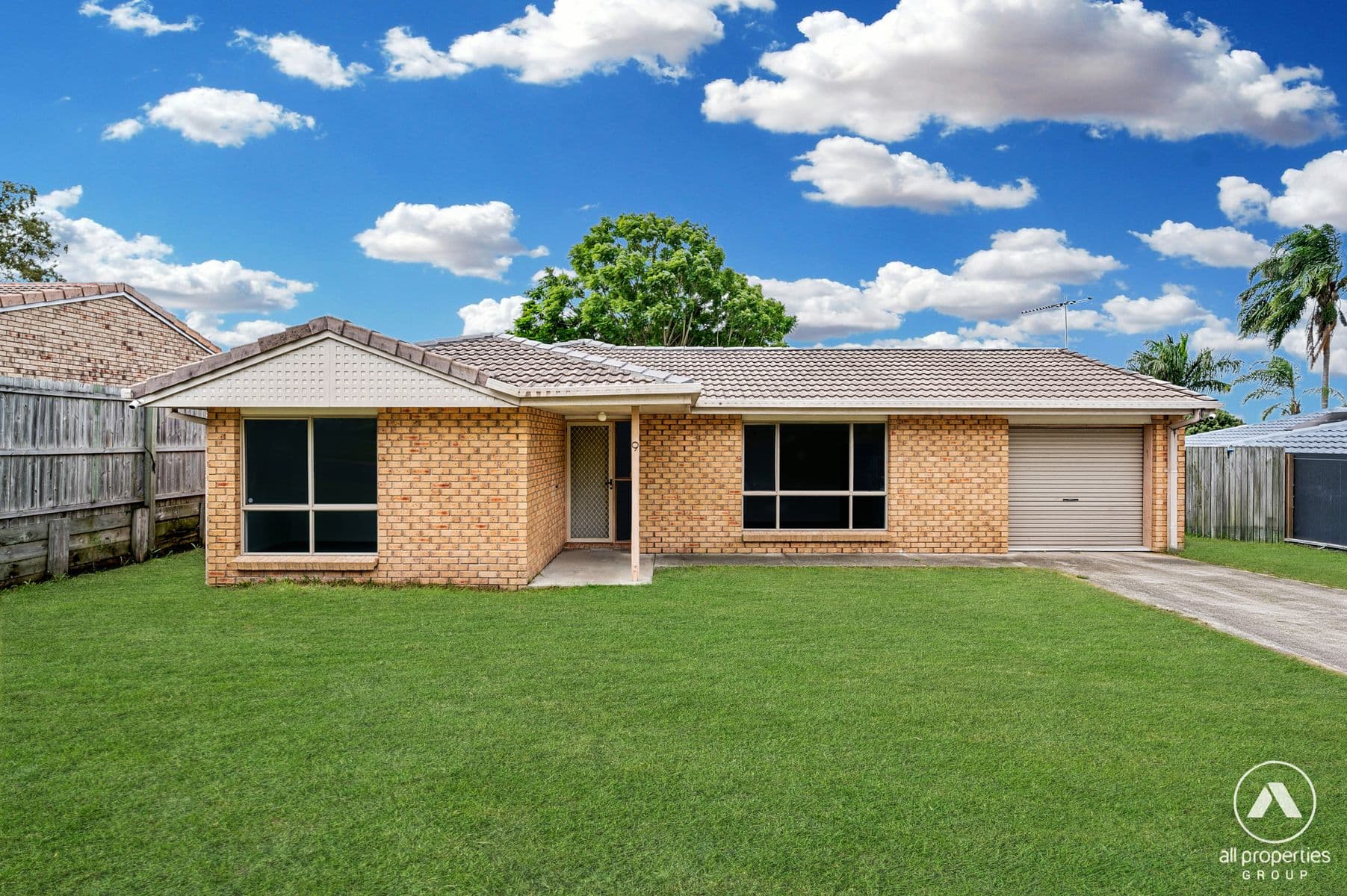 9 WILKINS COURT, Boronia Heights - Image 1